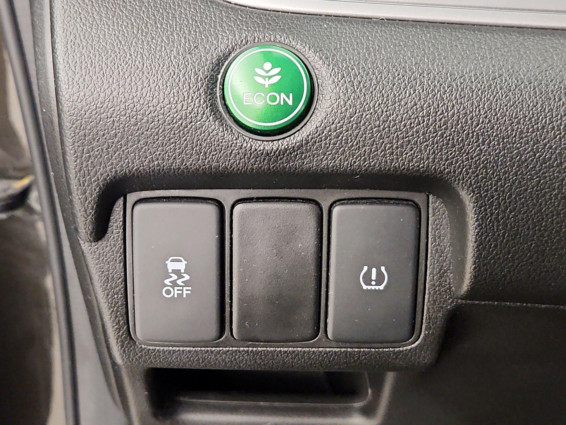 Thumbnail: 2015 Honda CR-V - 13