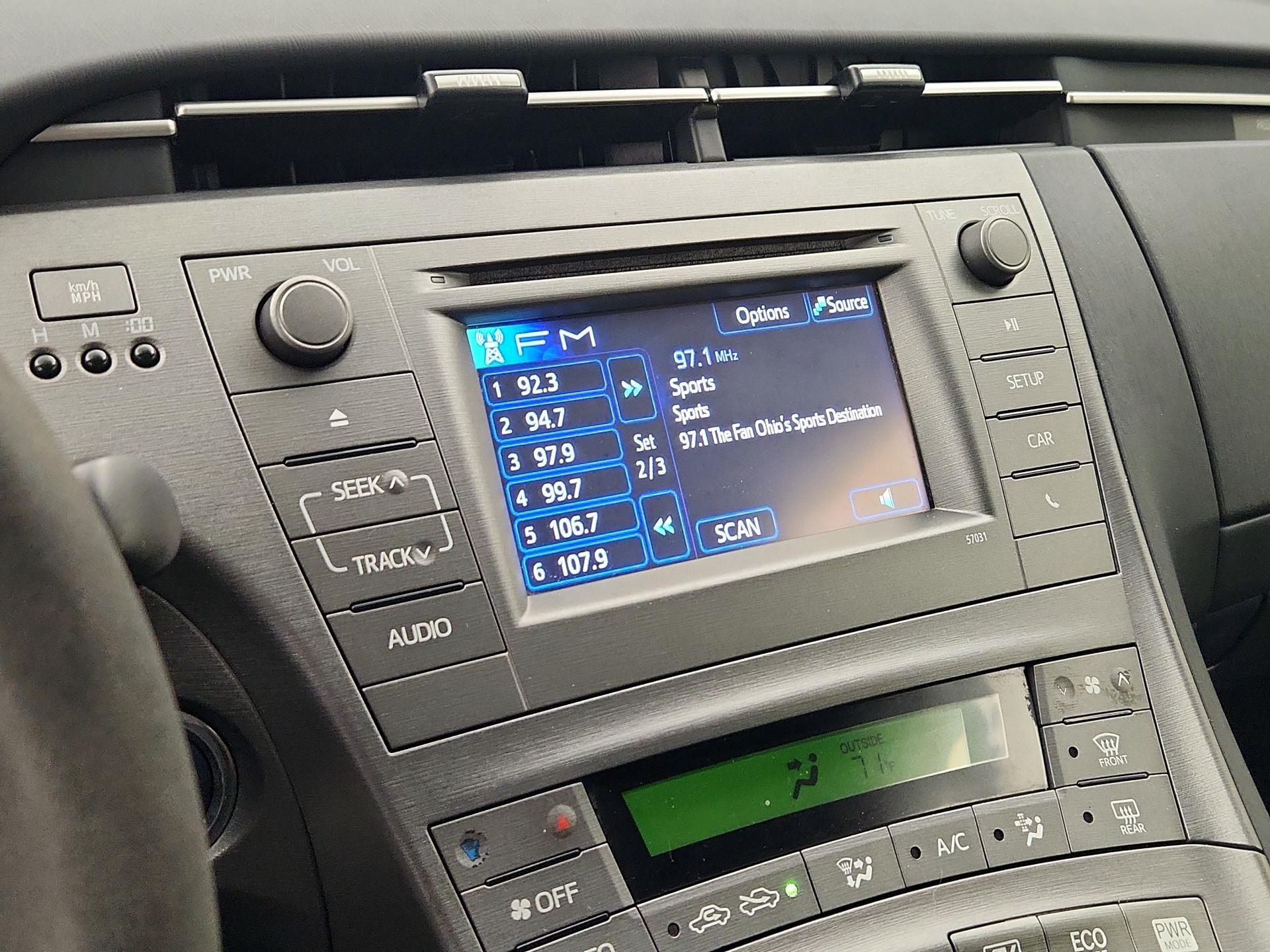 Thumbnail: 2014 Toyota Prius - 14