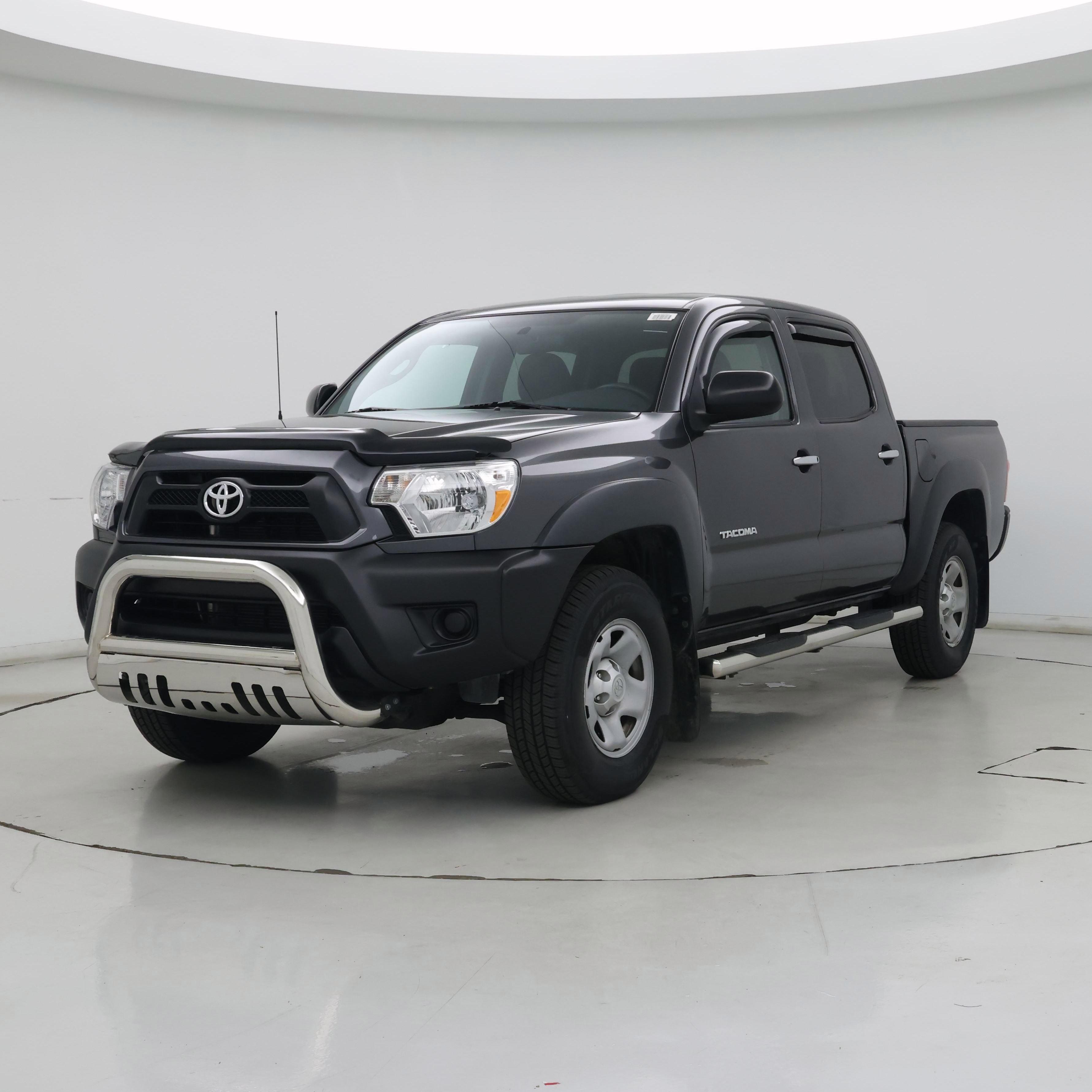 Thumbnail: 2015 Toyota Tacoma - 4