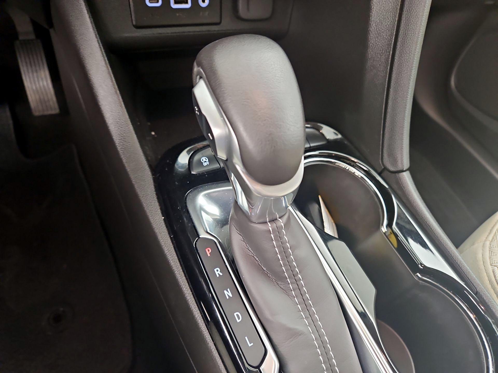 Thumbnail: 2023 Buick Encore GX - 17