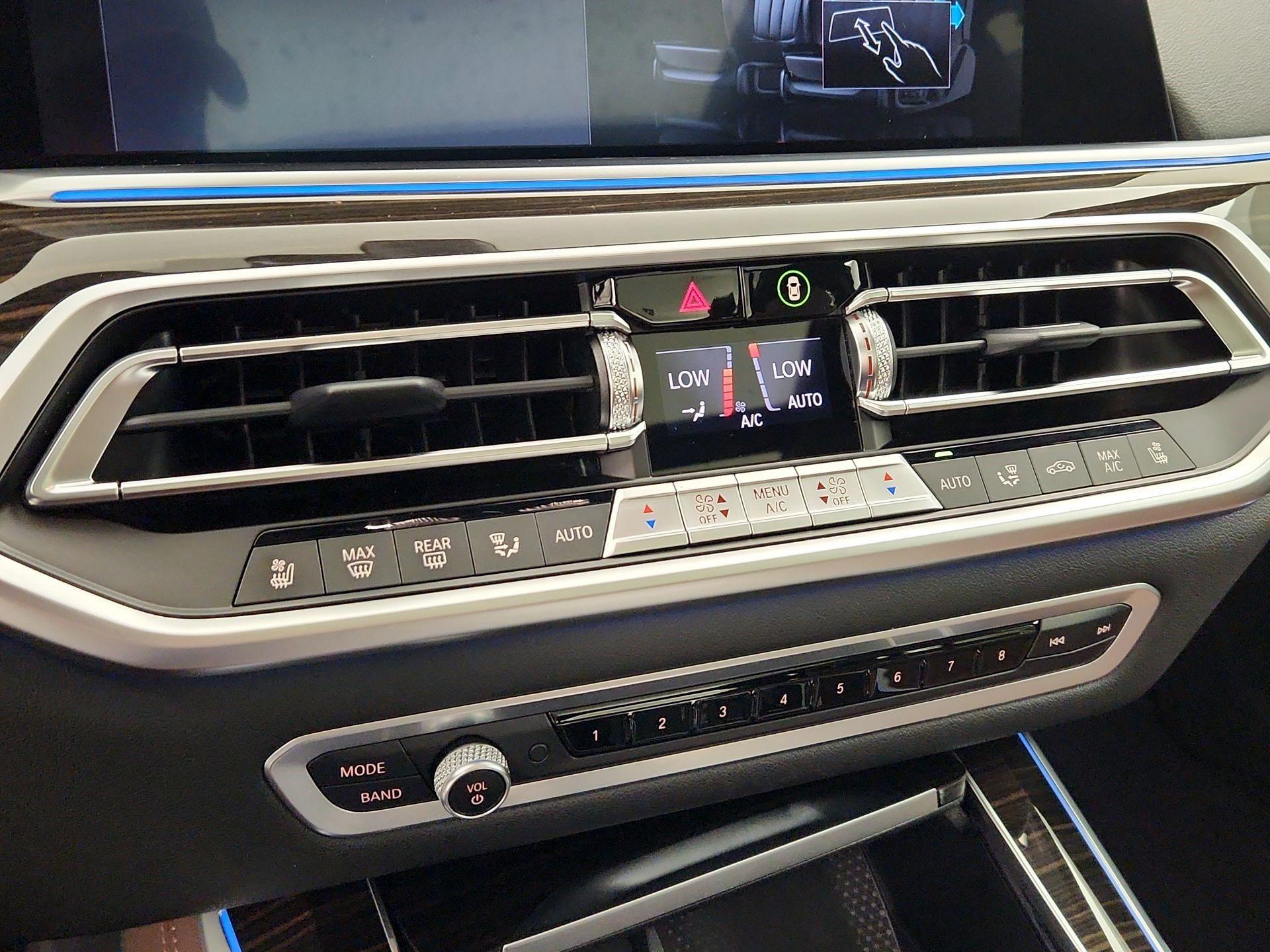 Thumbnail: 2021 BMW X5 - 17