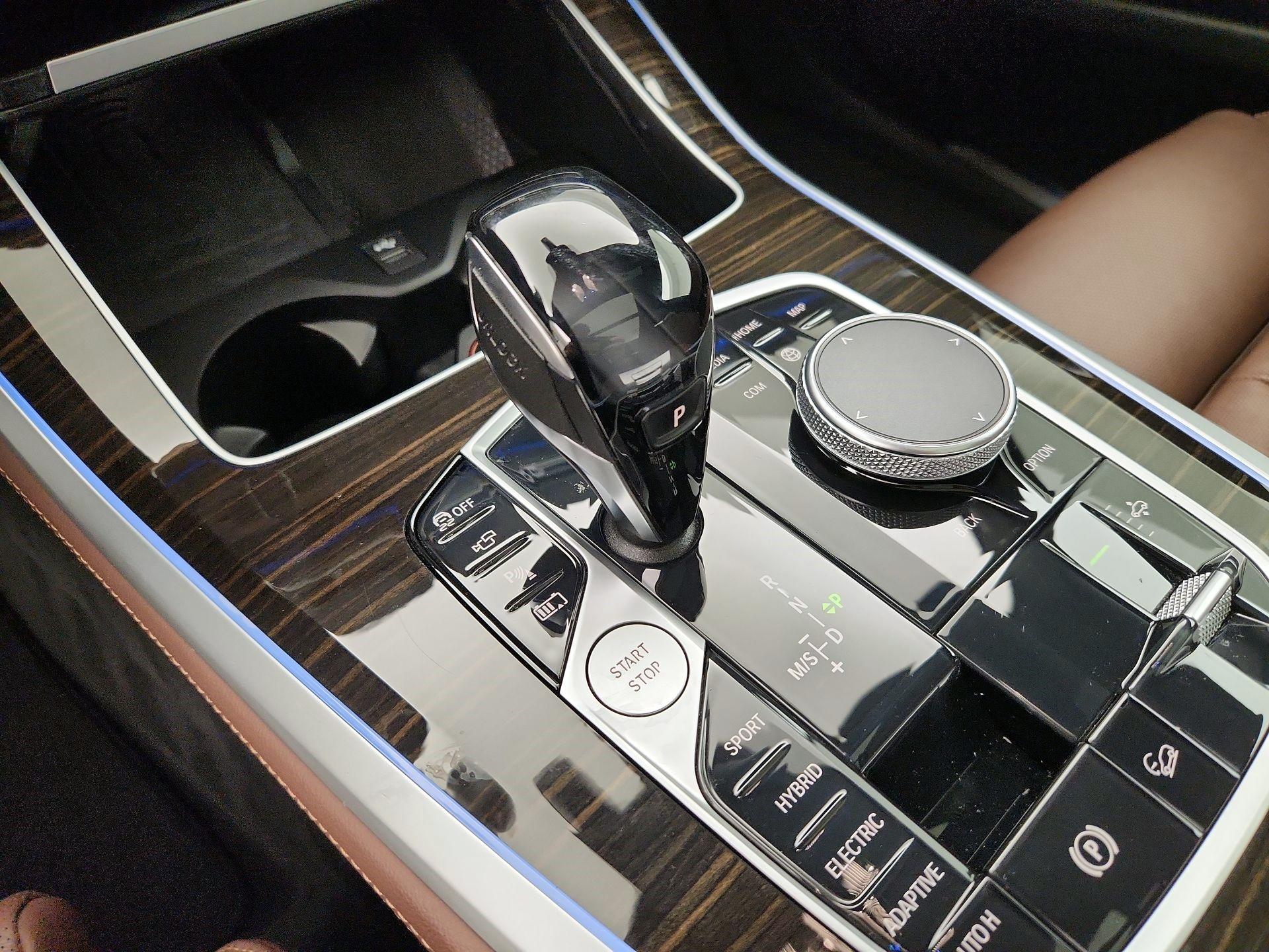 Thumbnail: 2021 BMW X5 - 18