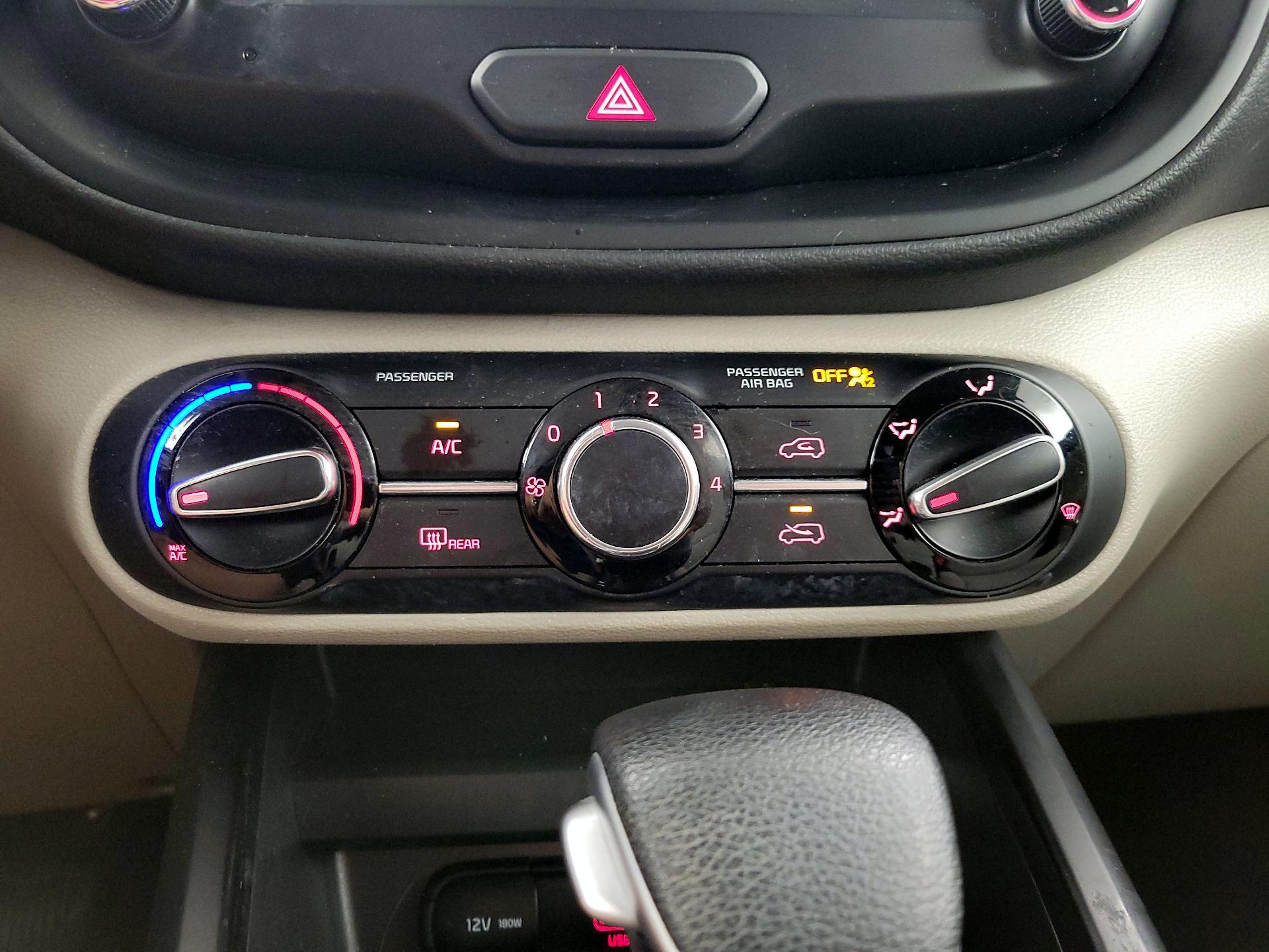 Thumbnail: 2021 Kia Soul - 16