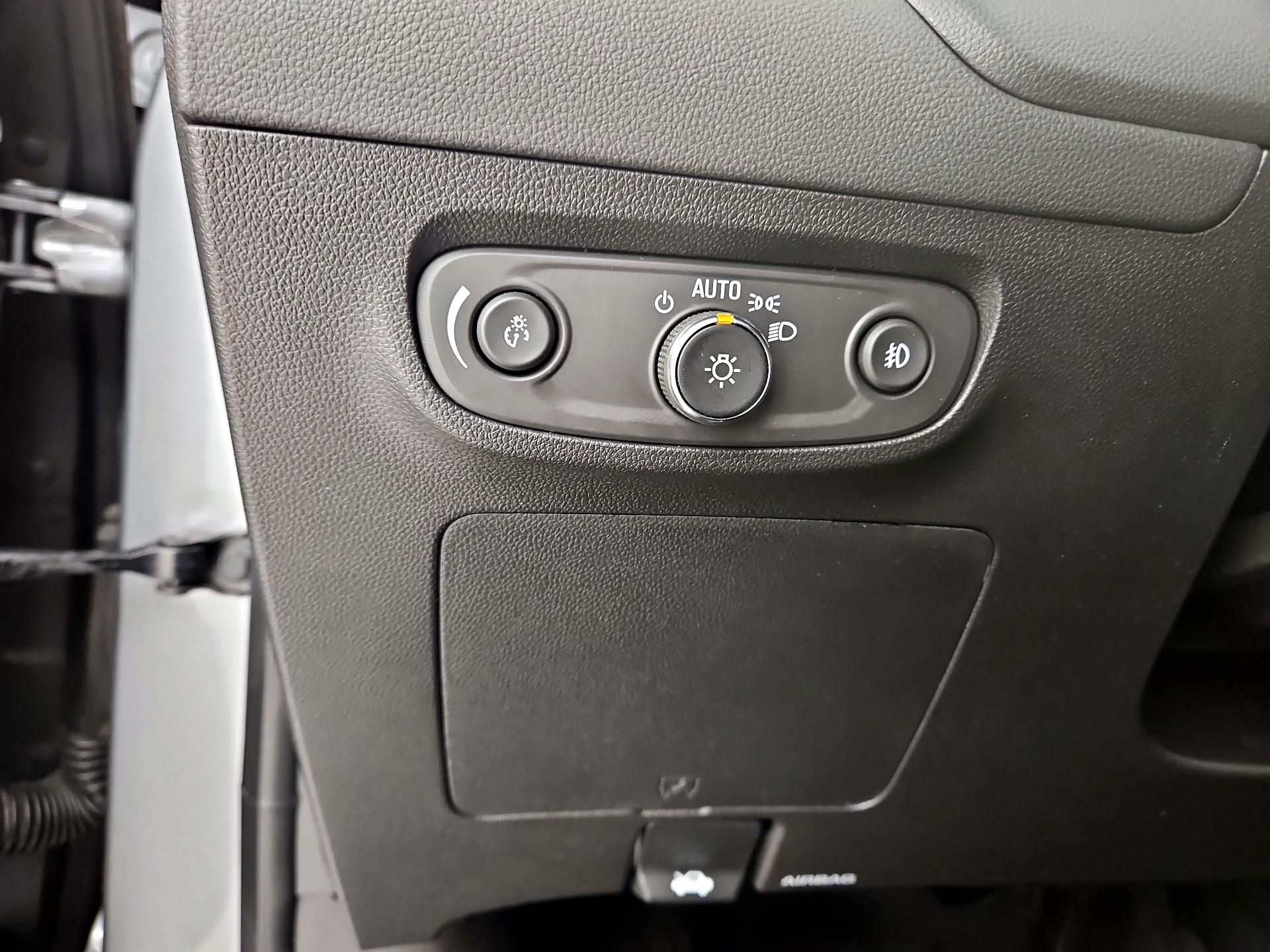 Thumbnail: 2023 Buick Encore GX - 13