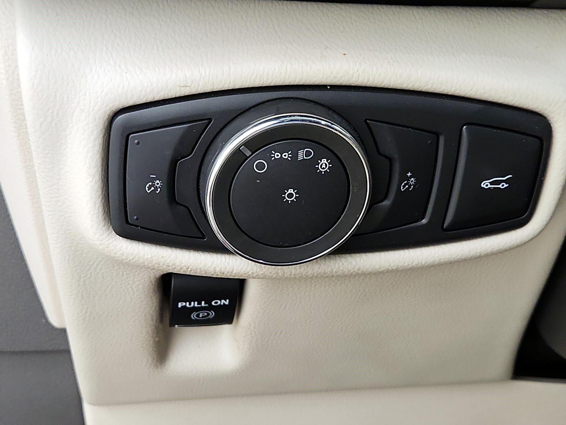 Thumbnail: 2018 Lincoln MKX - 13