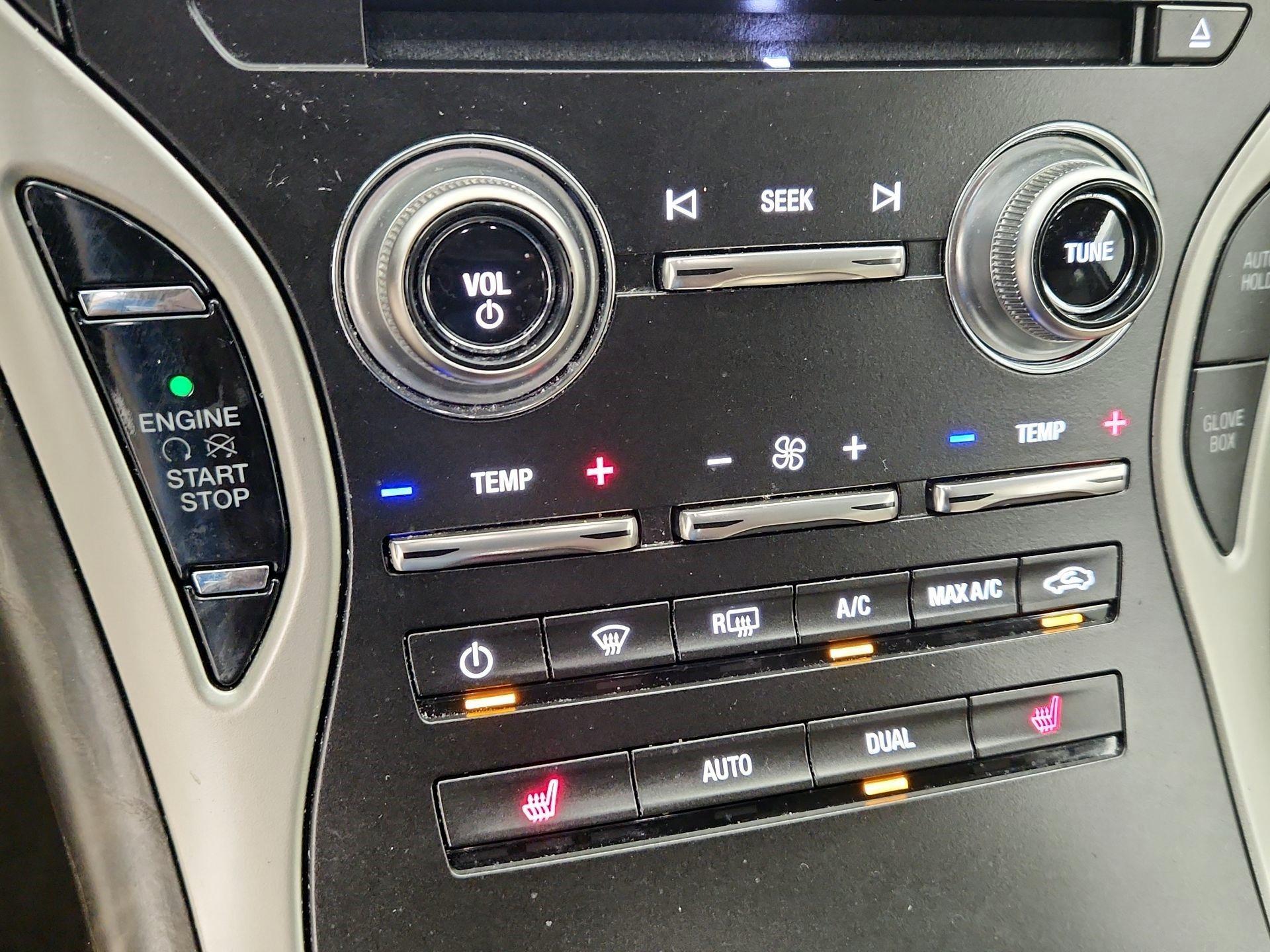 Thumbnail: 2018 Lincoln MKX - 17