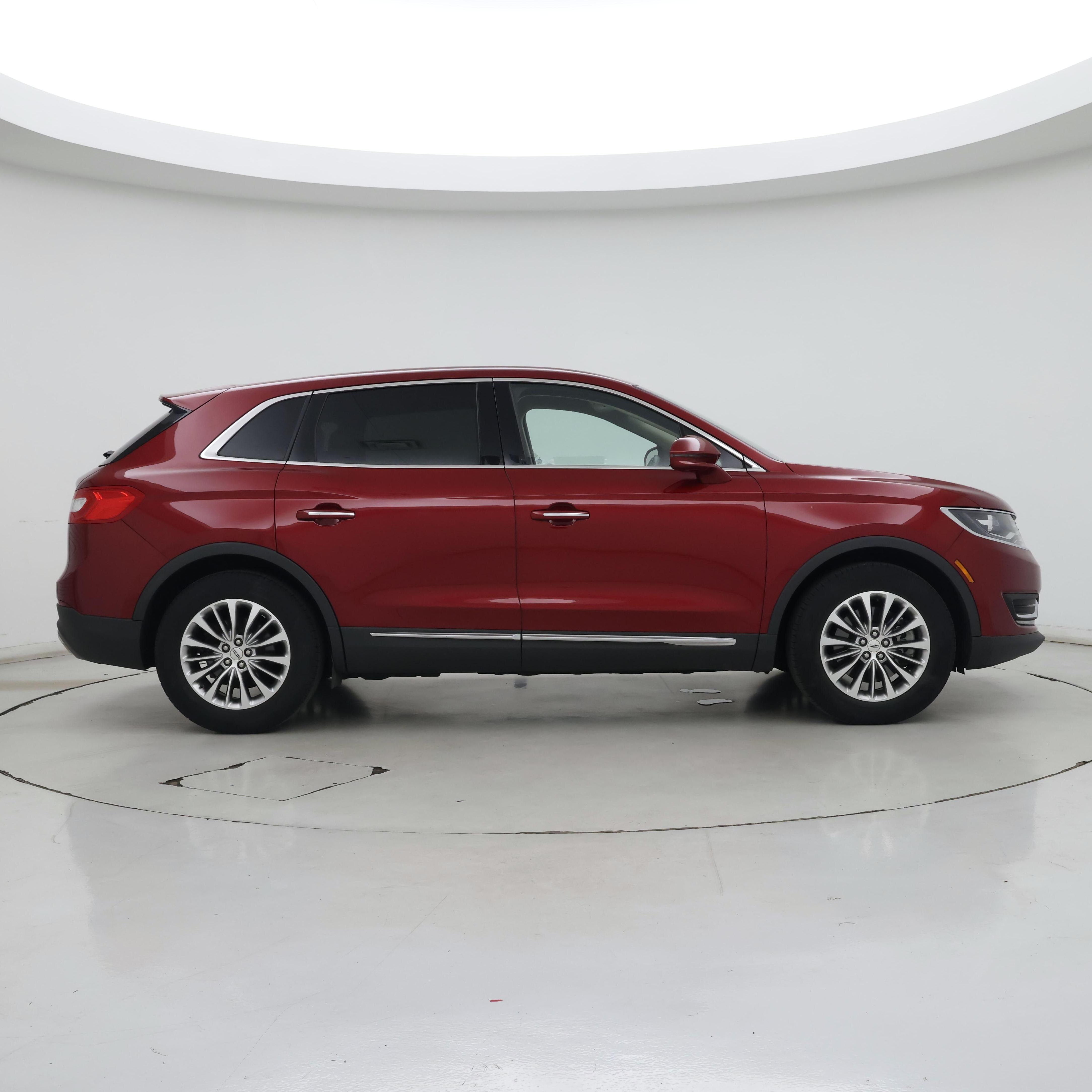 Thumbnail: 2018 Lincoln MKX - 7