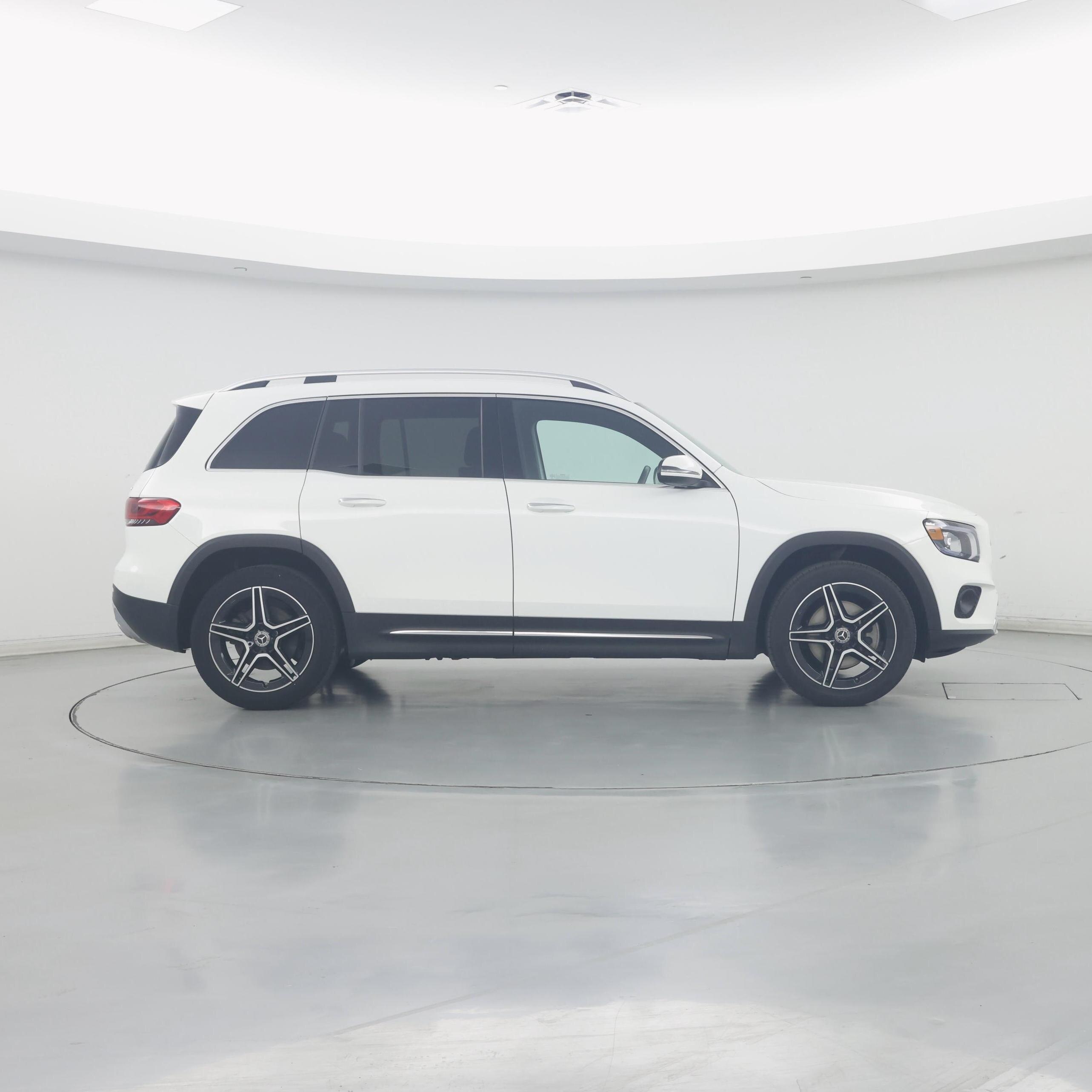 Thumbnail: 2022 Mercedes-Benz GLB - 7