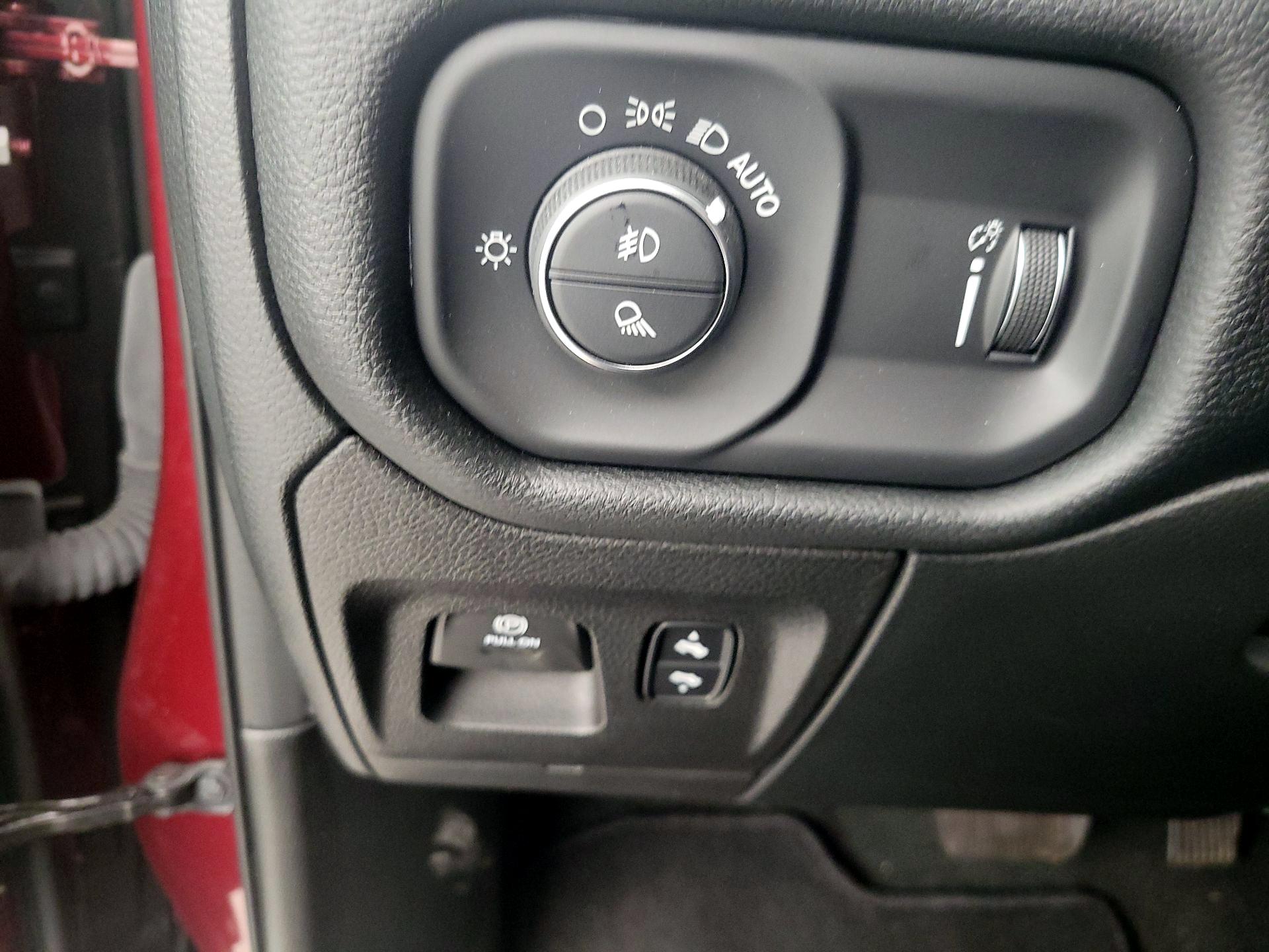 Thumbnail: 2022 RAM 1500 - 13