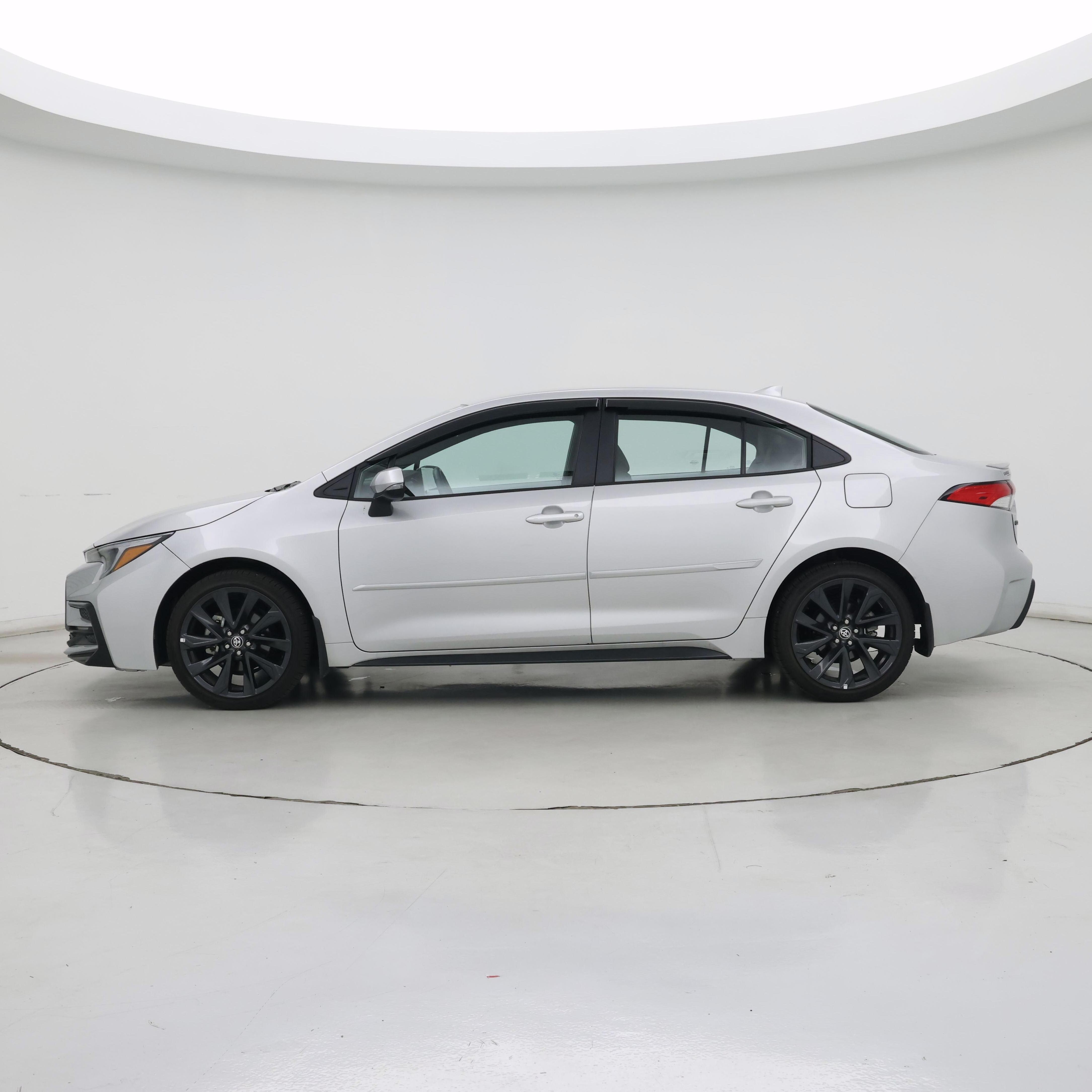 Thumbnail: 2023 Toyota Corolla - 3