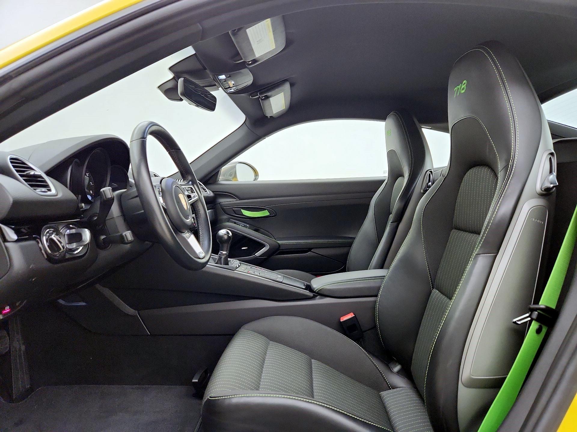 Thumbnail: 2022 Porsche 718 Cayman - 11