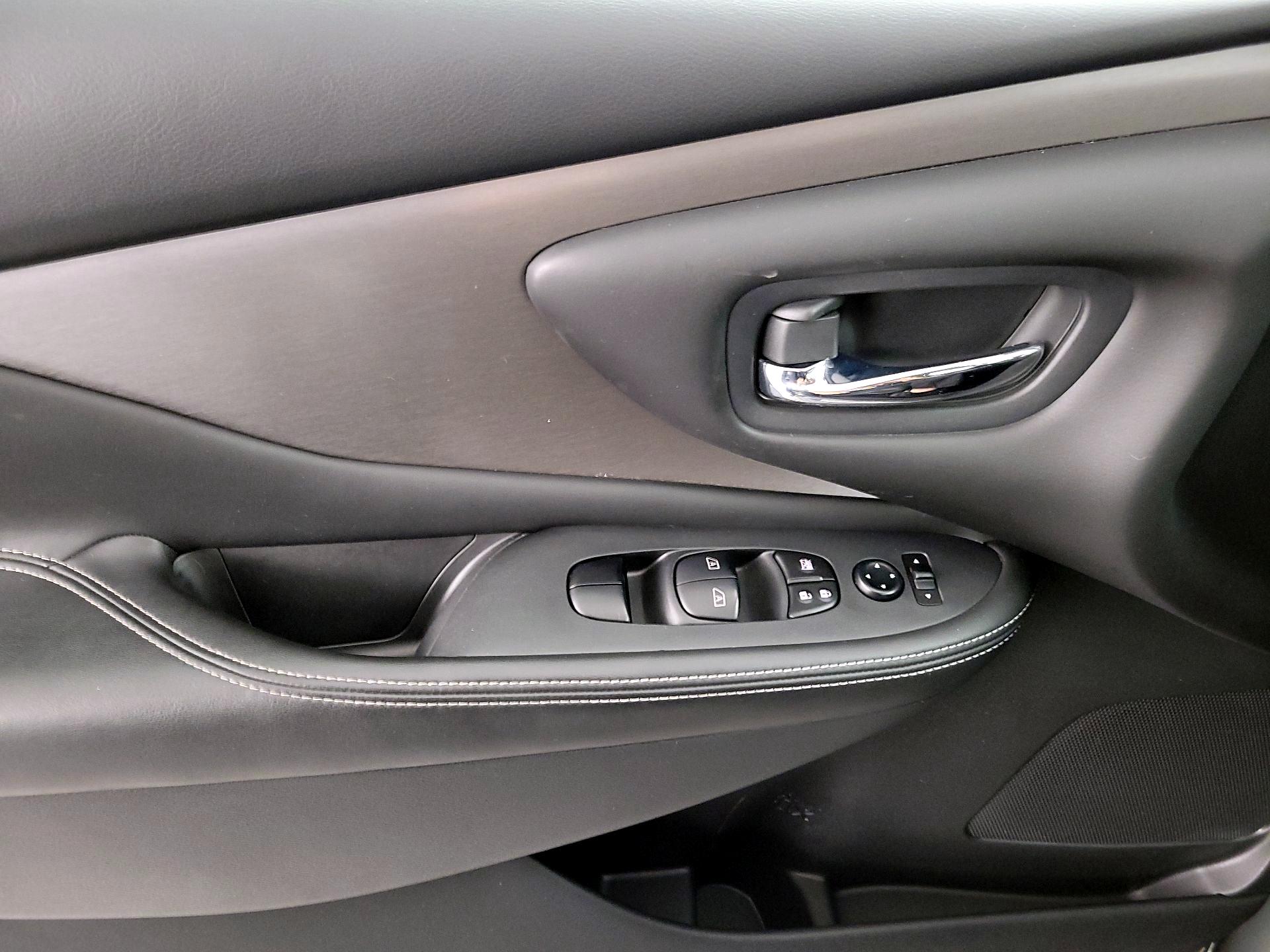 Thumbnail: 2020 Nissan Murano - 12