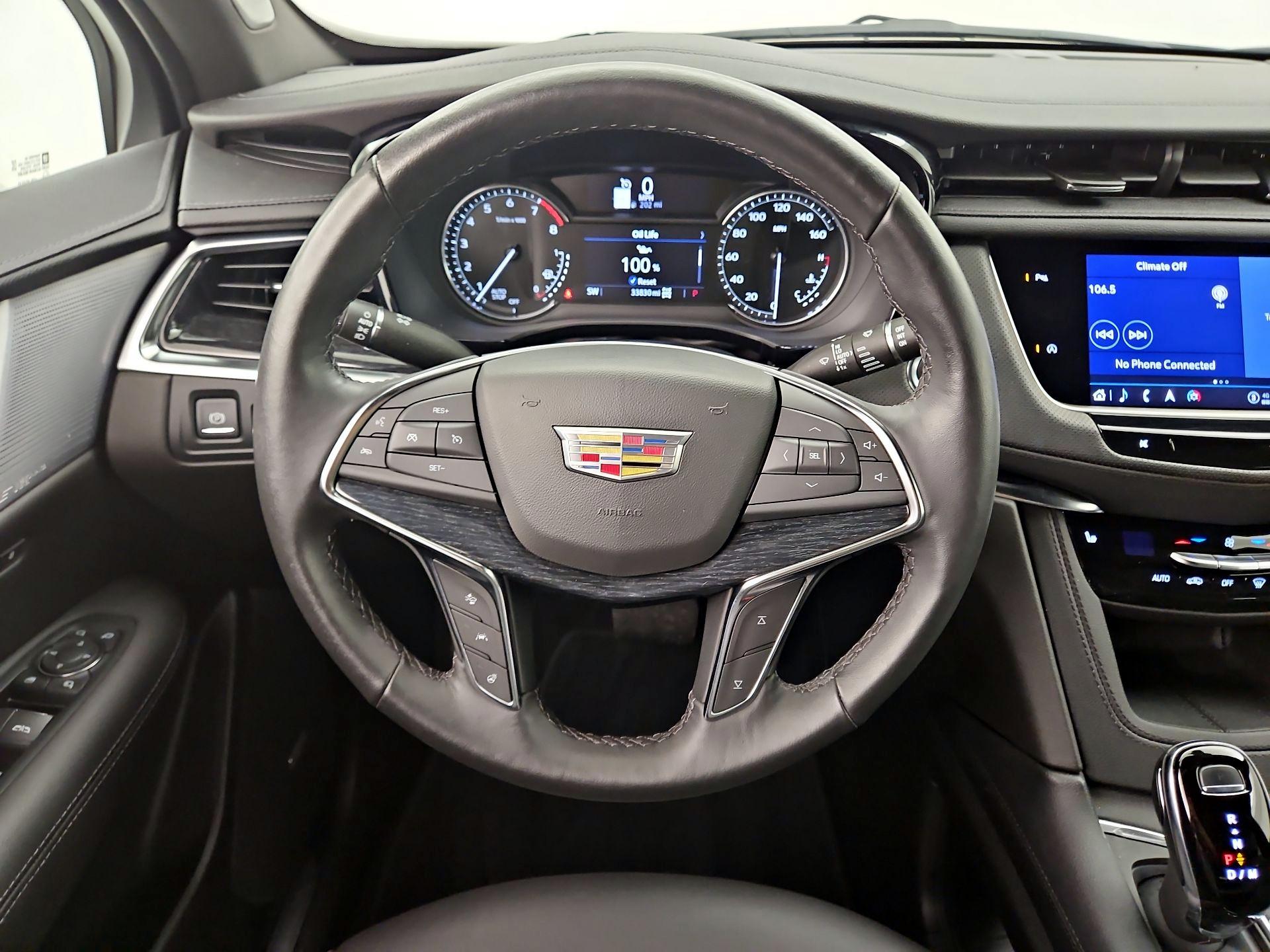 Thumbnail: 2022 Cadillac XT5 - 10