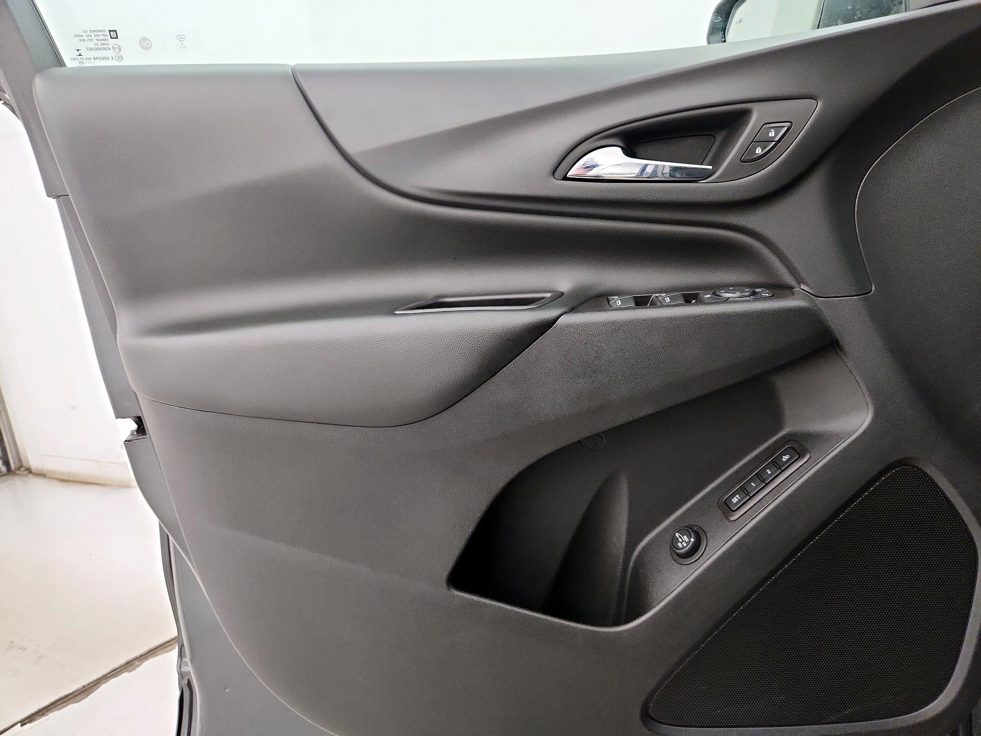 Thumbnail: 2020 Chevrolet Equinox - 12