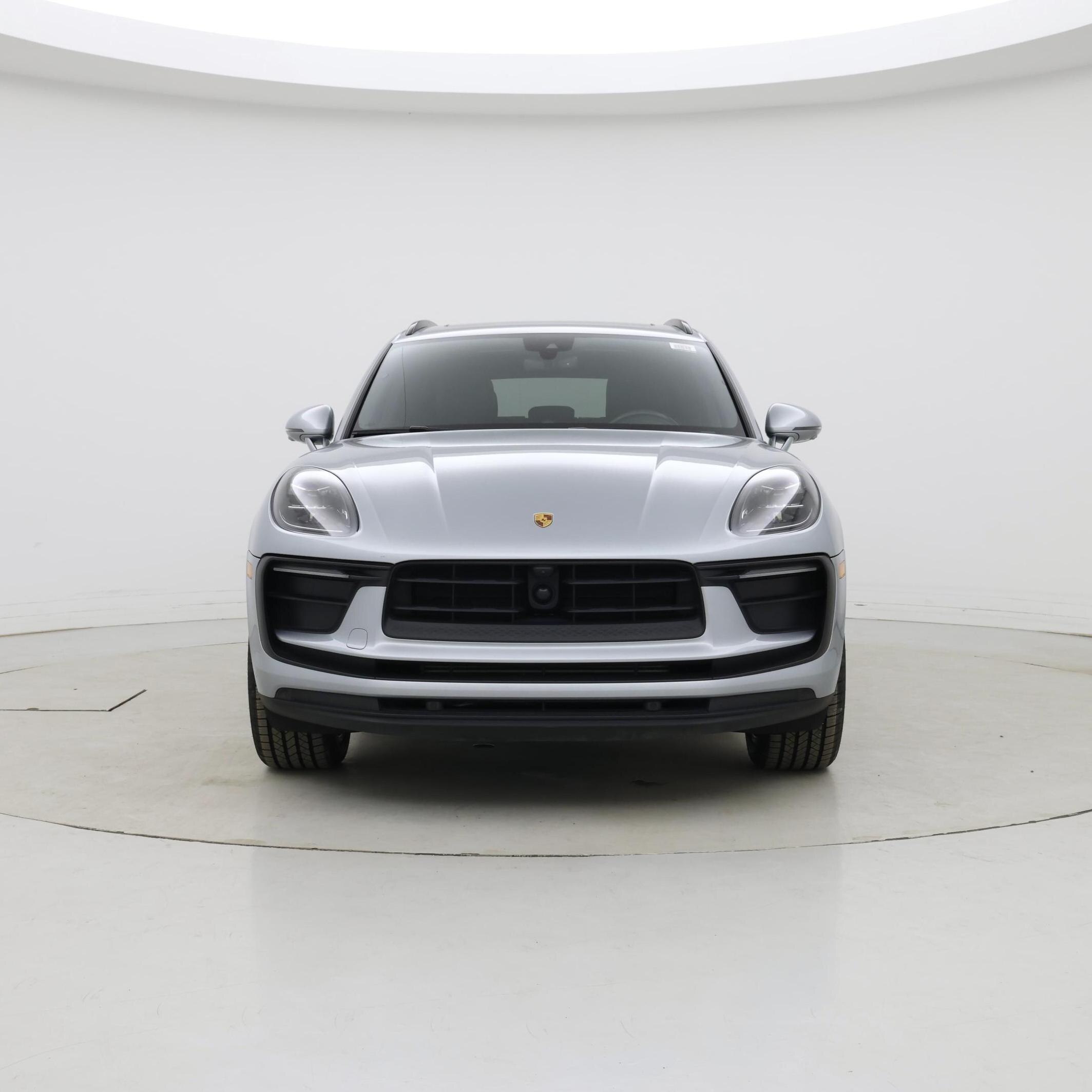 Thumbnail: 2023 Porsche Macan - 5