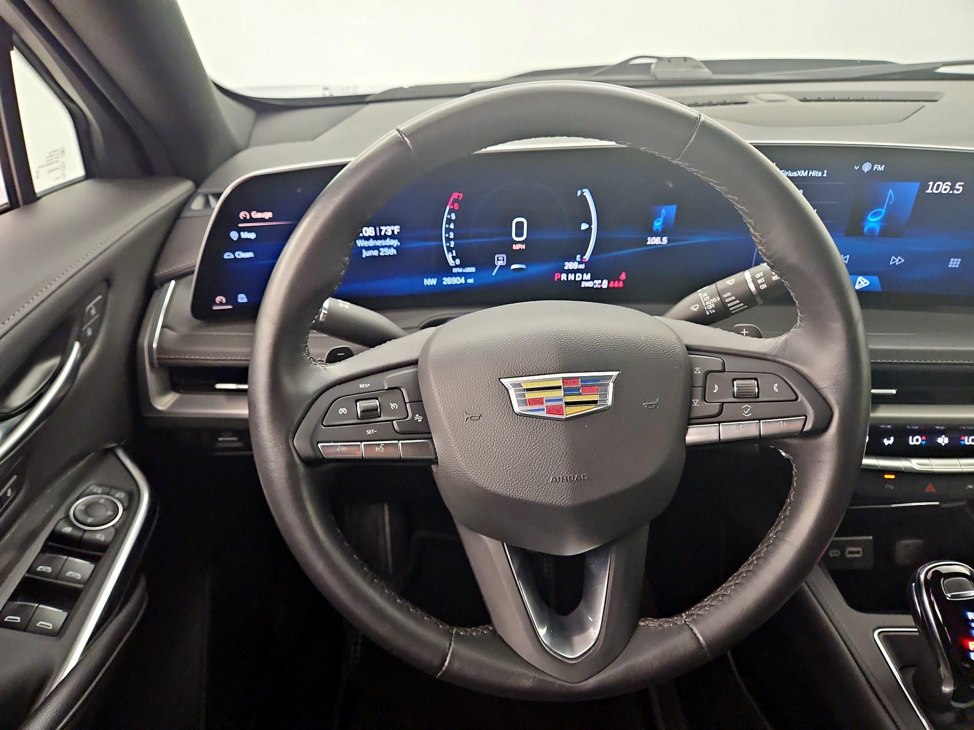 Thumbnail: 2024 Cadillac XT4 - 10
