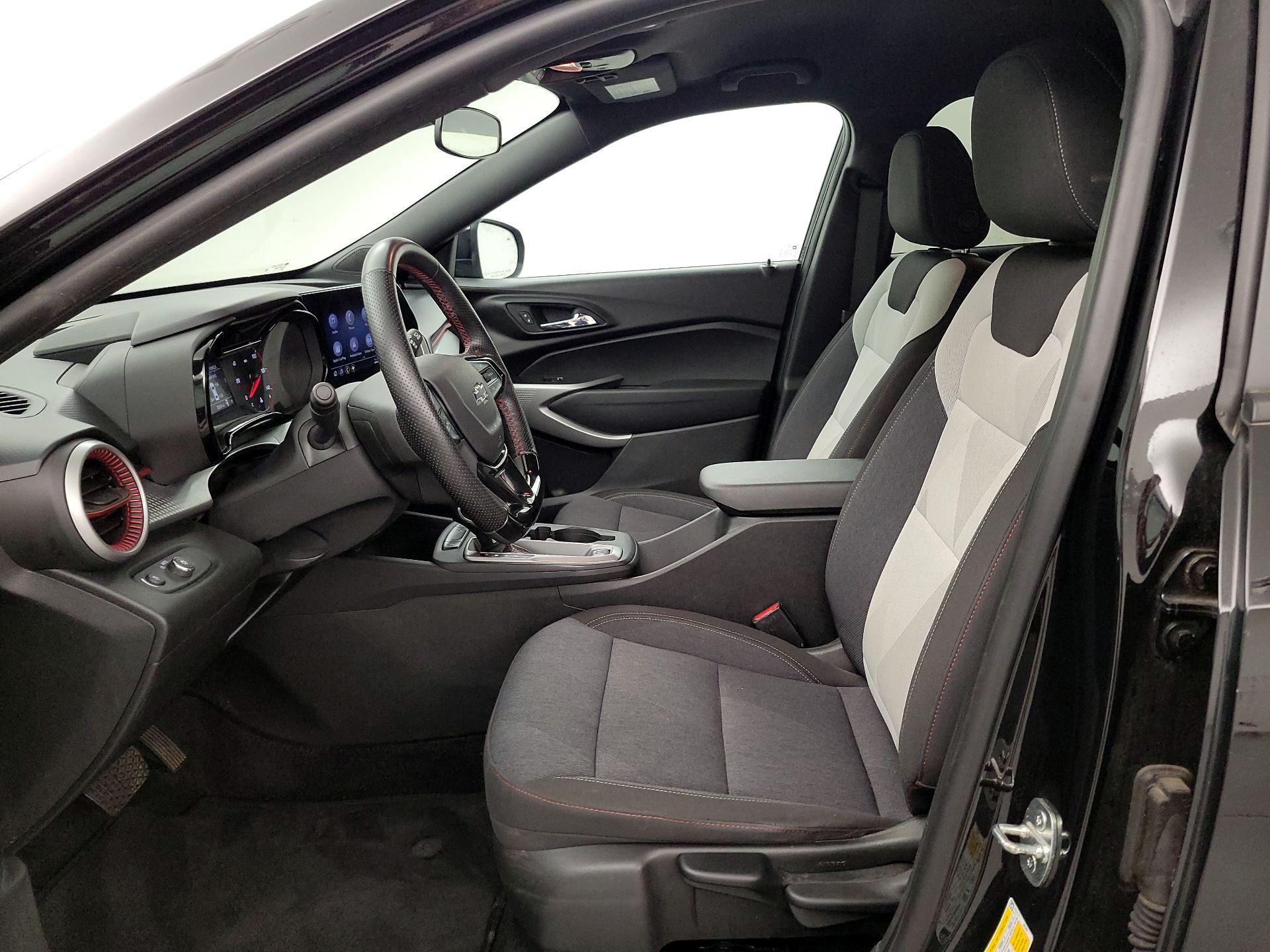 Thumbnail: 2024 Chevrolet Trax - 11