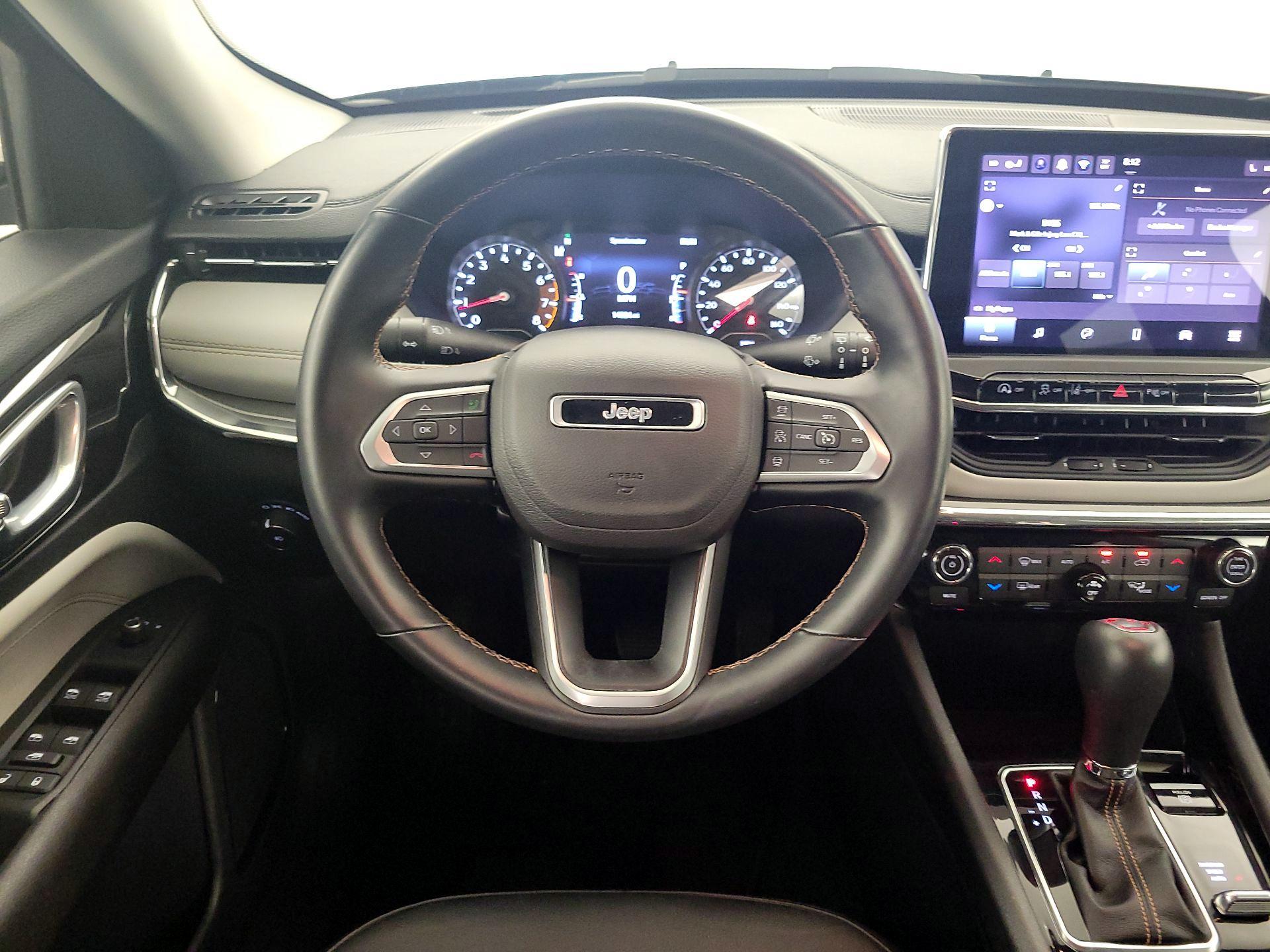 Thumbnail: 2022 Jeep Compass - 10