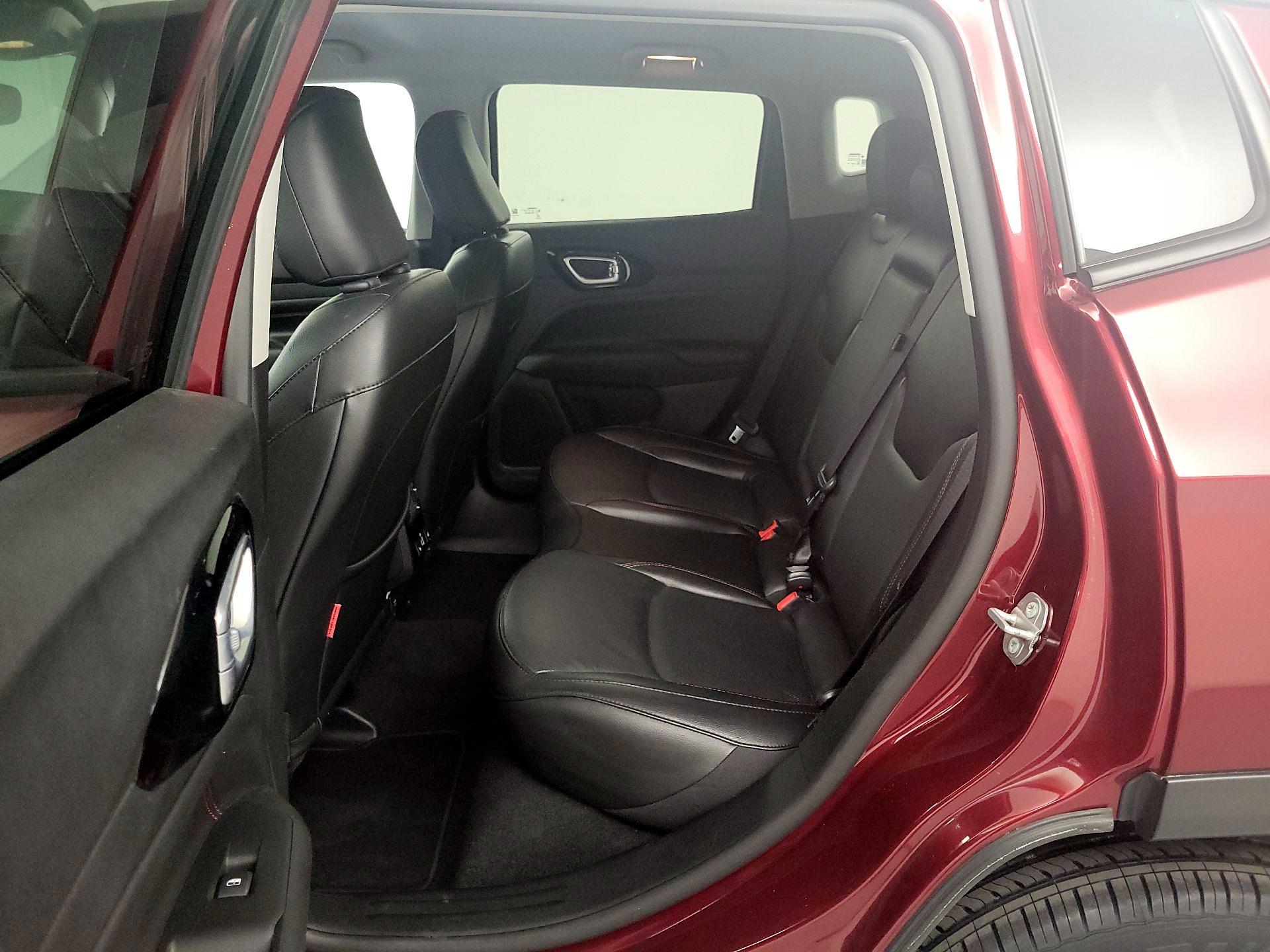 Thumbnail: 2022 Jeep Compass - 20
