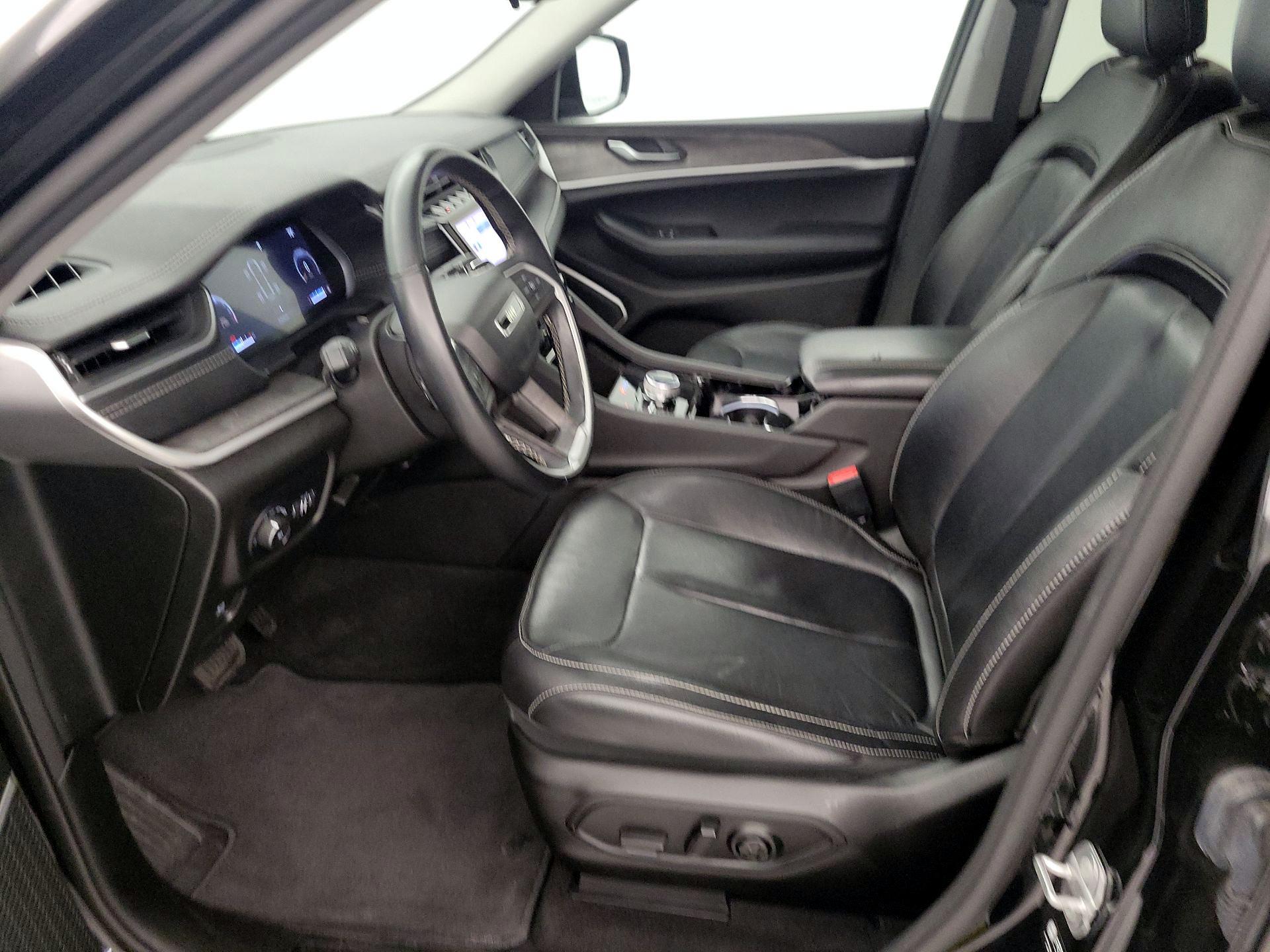 Thumbnail: 2022 Jeep Grand Cherokee L - 11