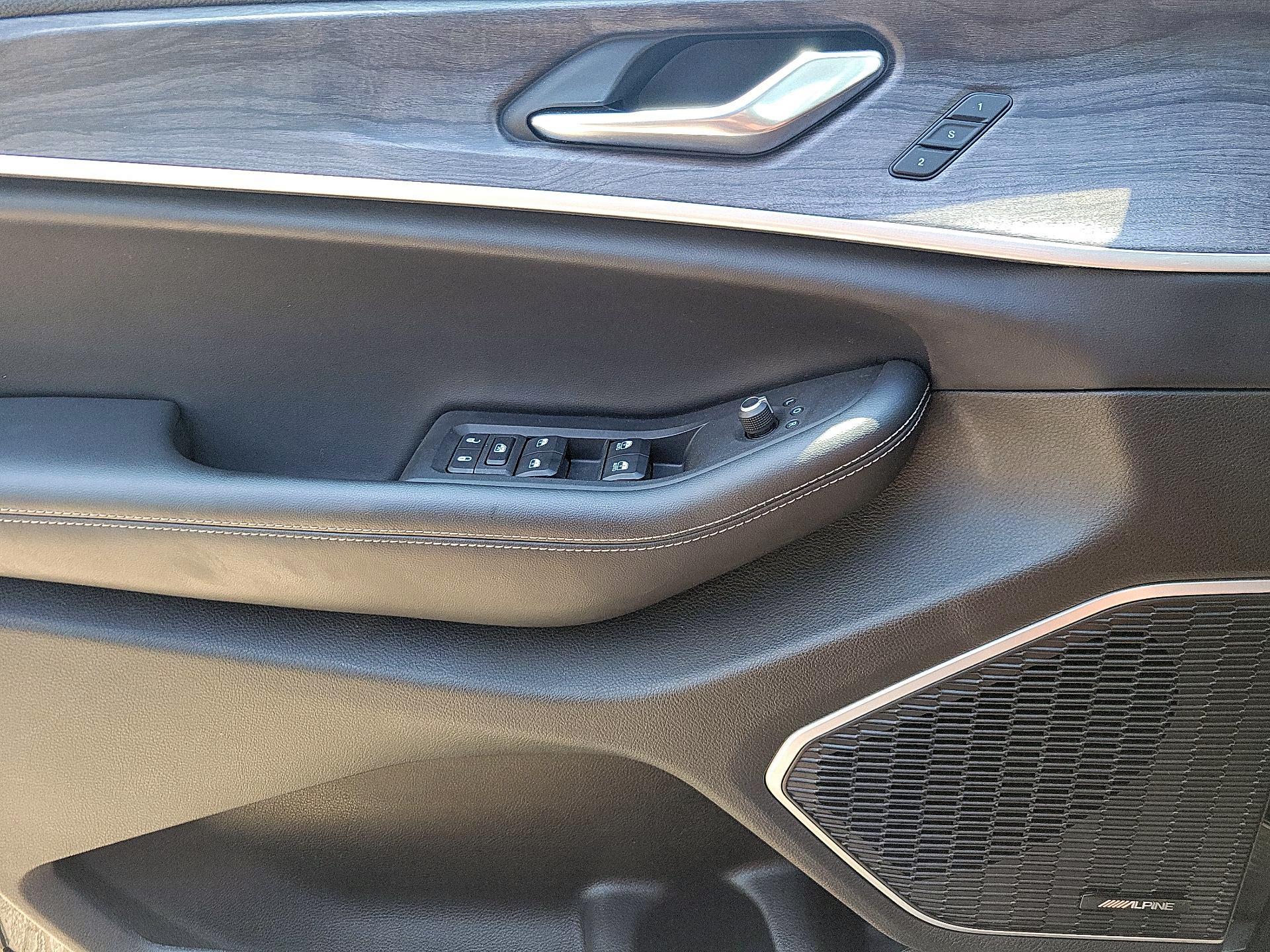 Thumbnail: 2022 Jeep Grand Cherokee L - 12