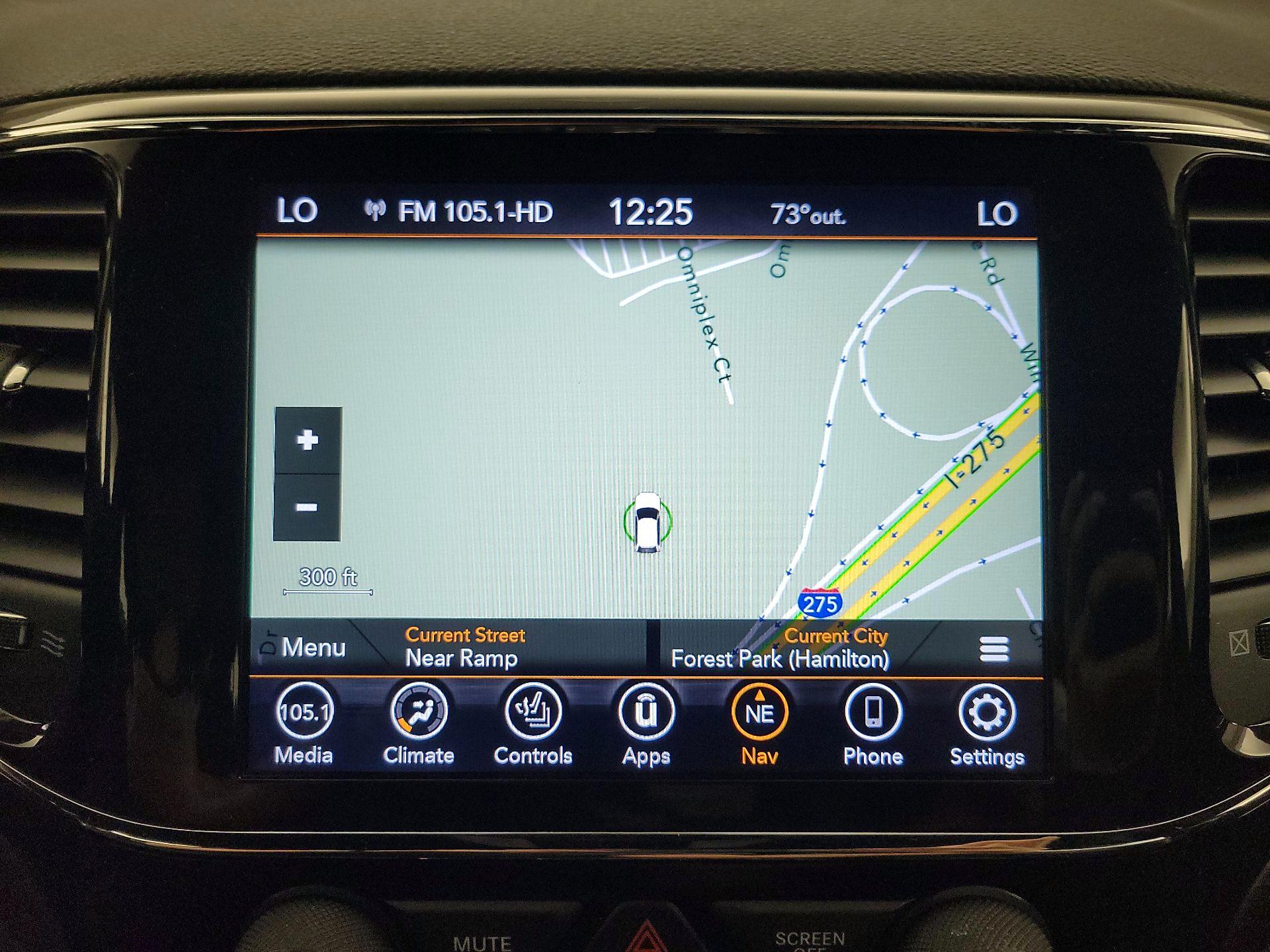 Thumbnail: 2021 Jeep Grand Cherokee - 14