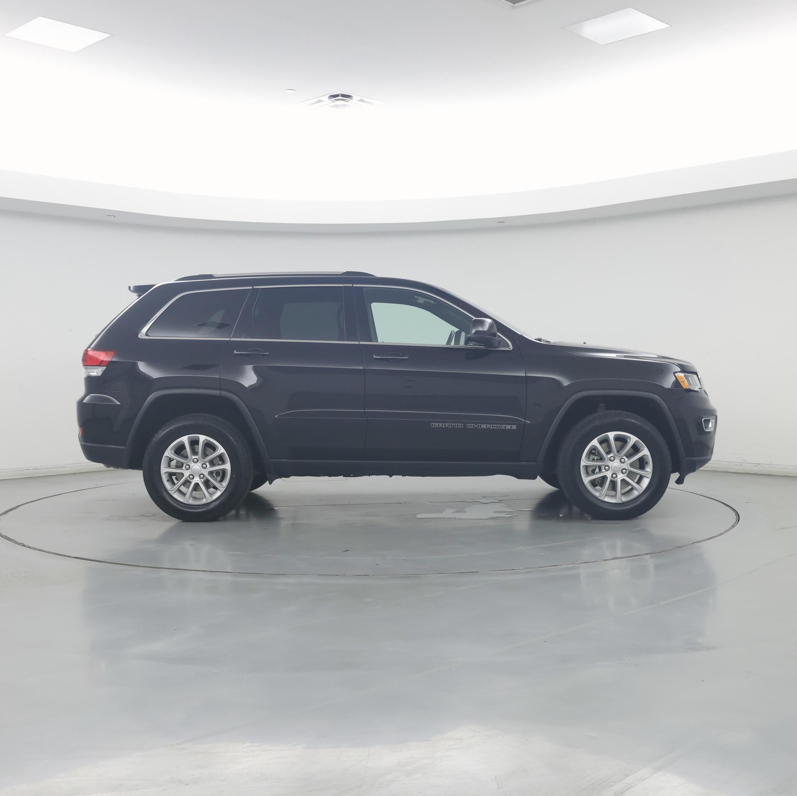 Thumbnail: 2021 Jeep Grand Cherokee - 7