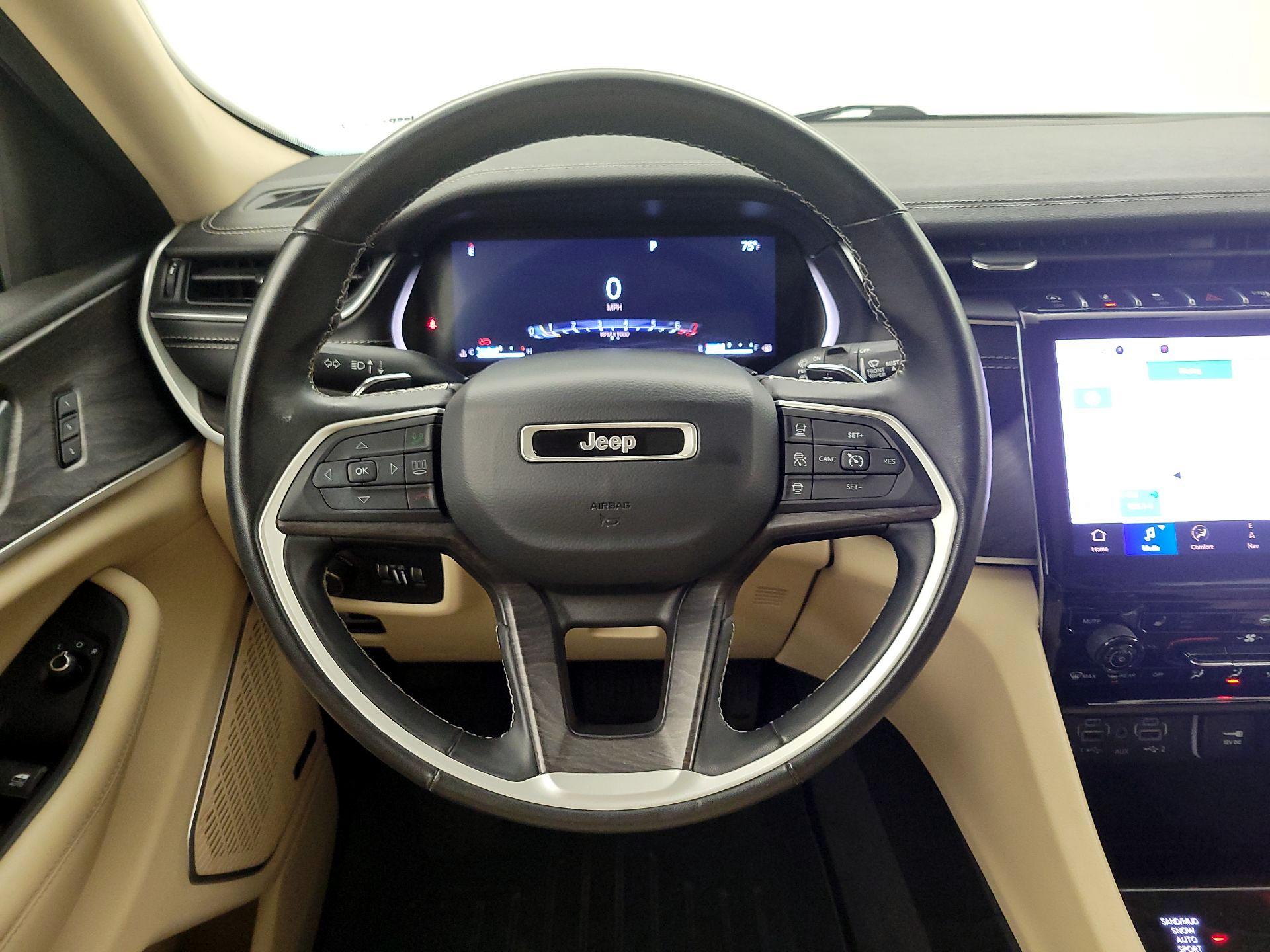 Thumbnail: 2022 Jeep Grand Cherokee L - 10