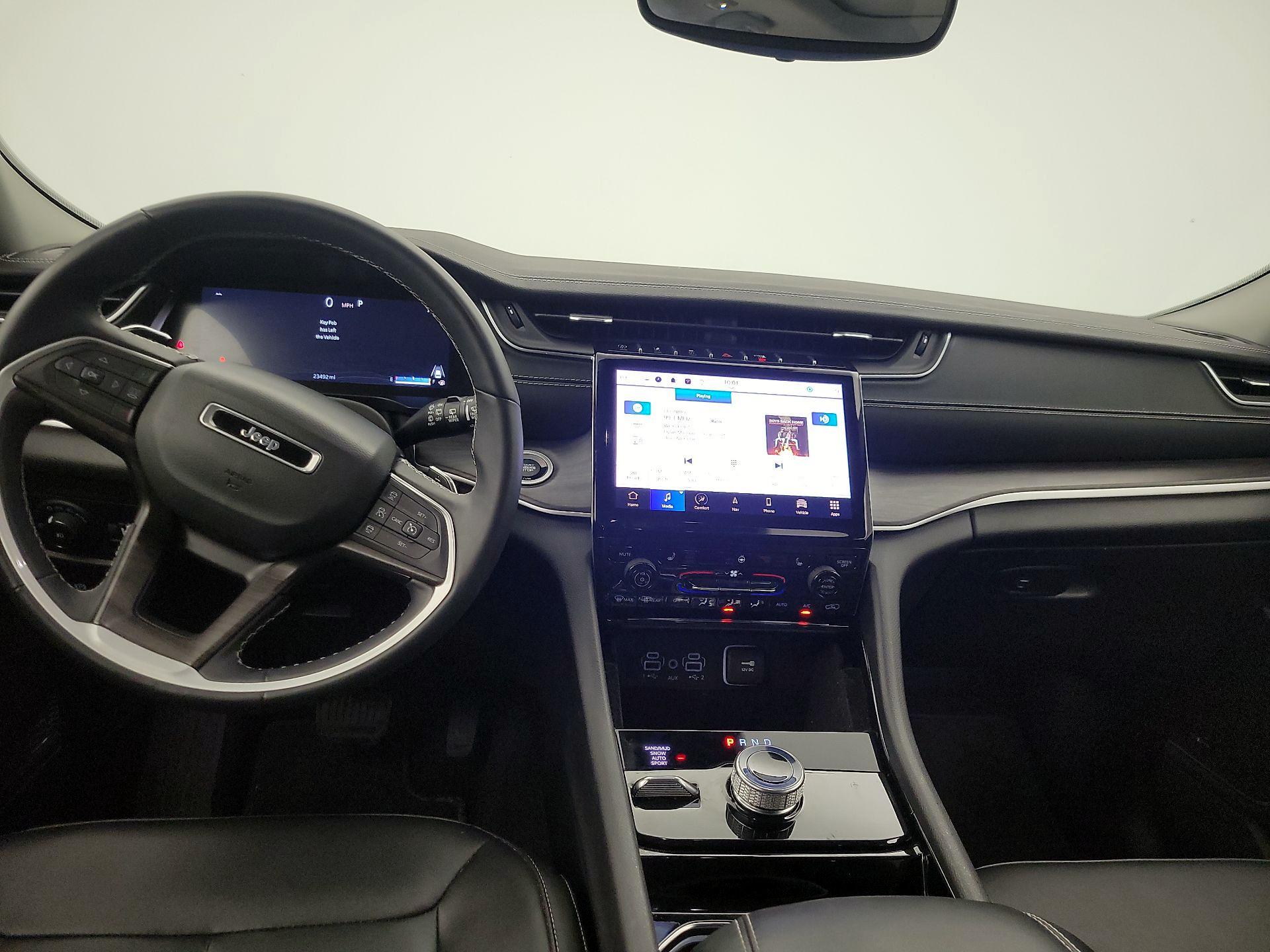 Thumbnail: 2022 Jeep Grand Cherokee - 9