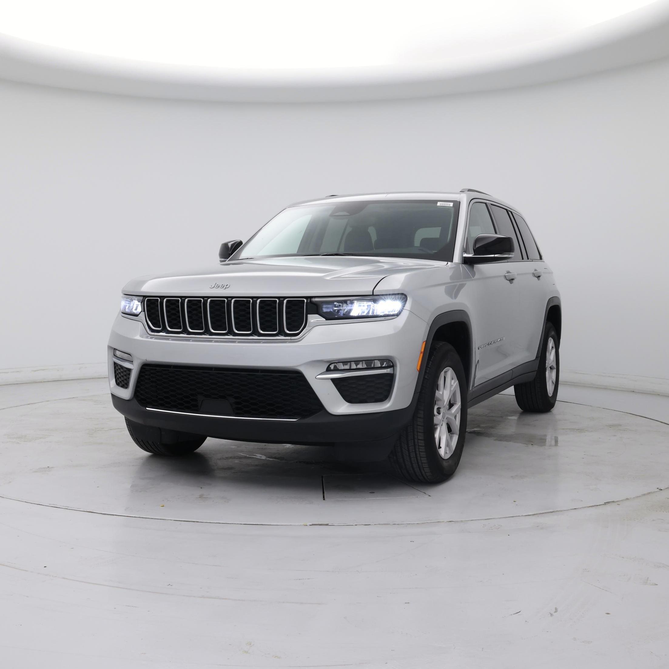 Thumbnail: 2022 Jeep Grand Cherokee - 4