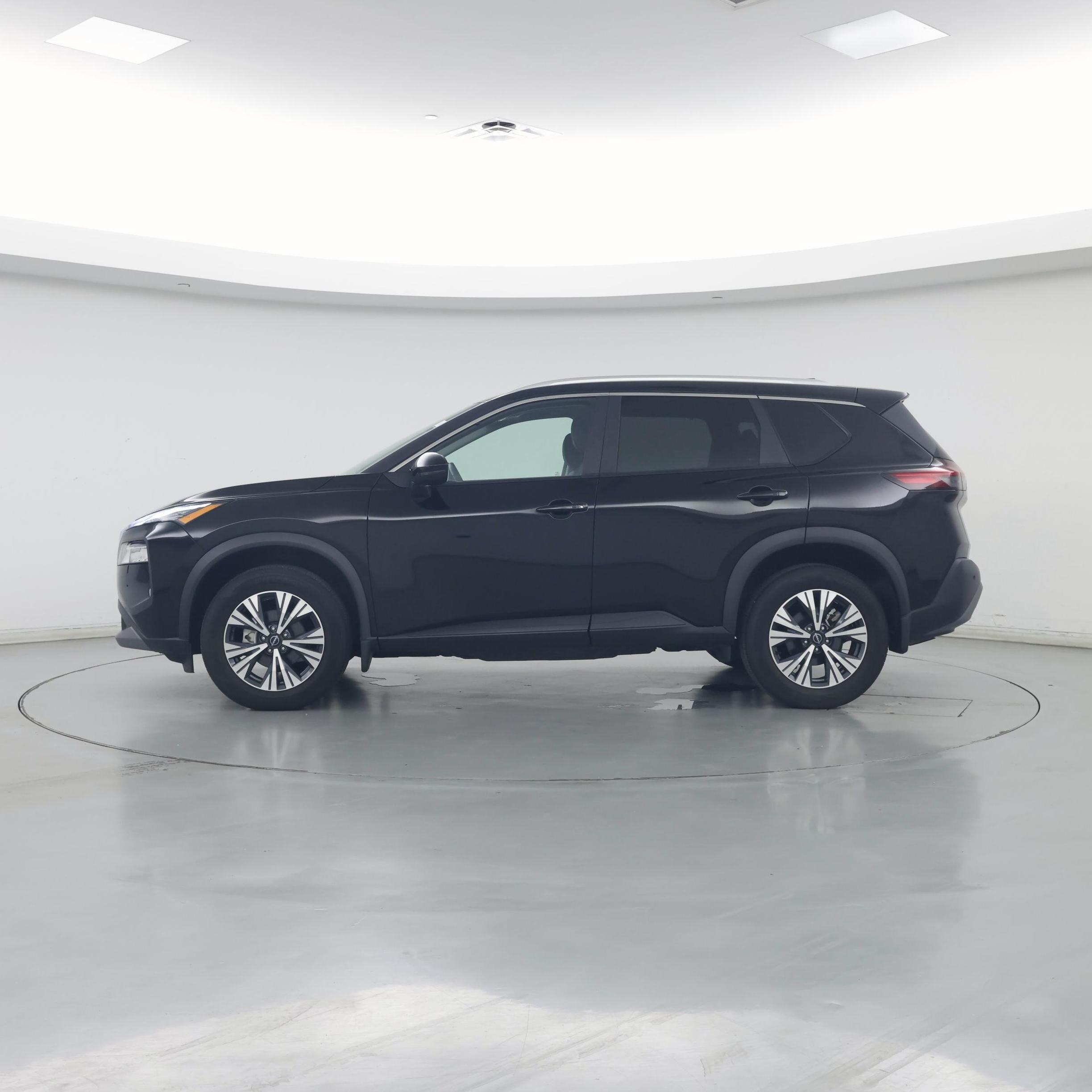 Thumbnail: 2023 Nissan Rogue - 3