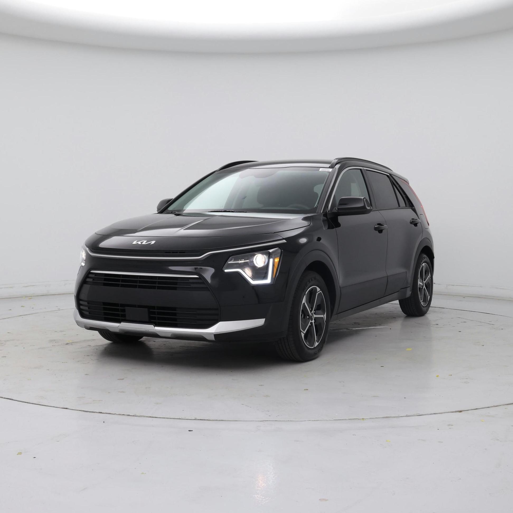 Thumbnail: 2023 Kia Niro - 4