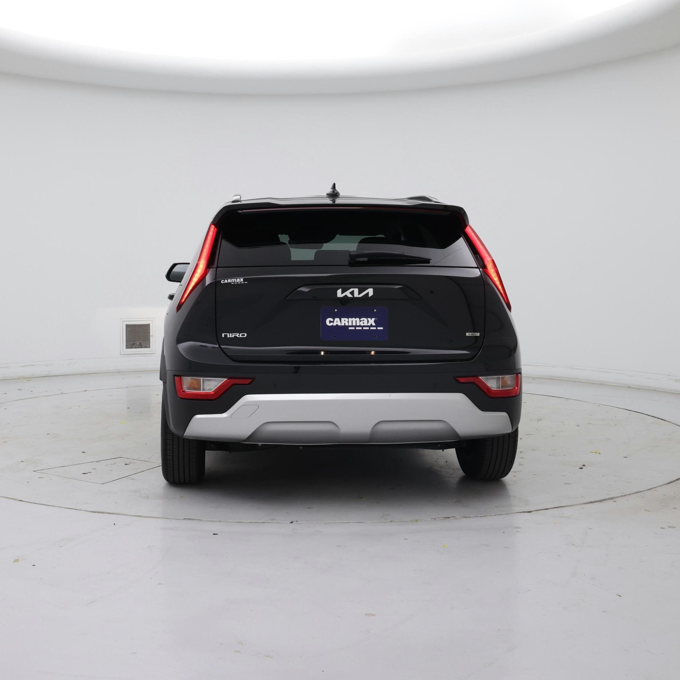 Thumbnail: 2023 Kia Niro - 6