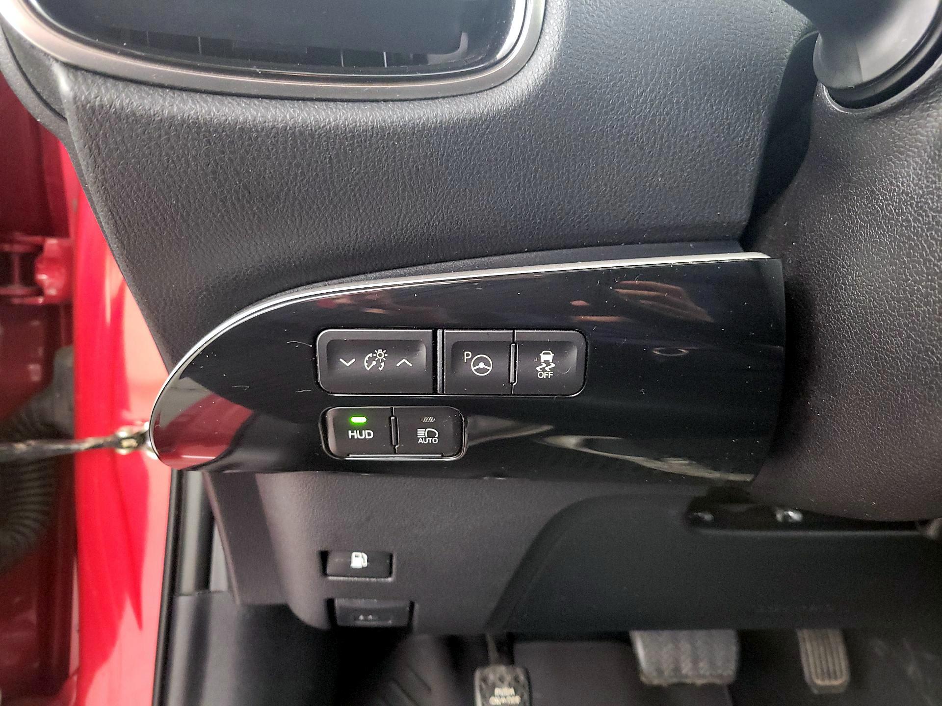 Thumbnail: 2021 Toyota Prius - 13