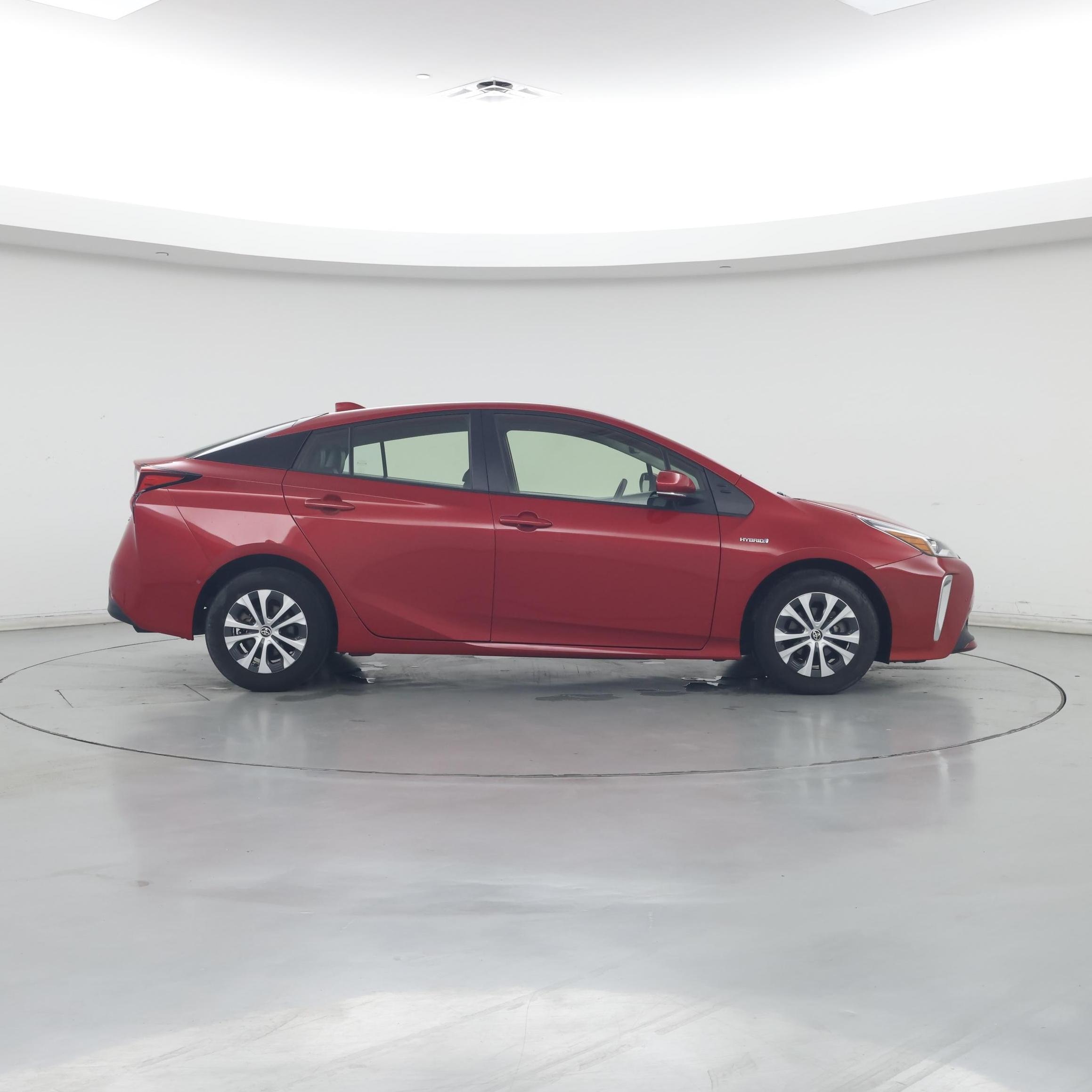 Thumbnail: 2021 Toyota Prius - 7