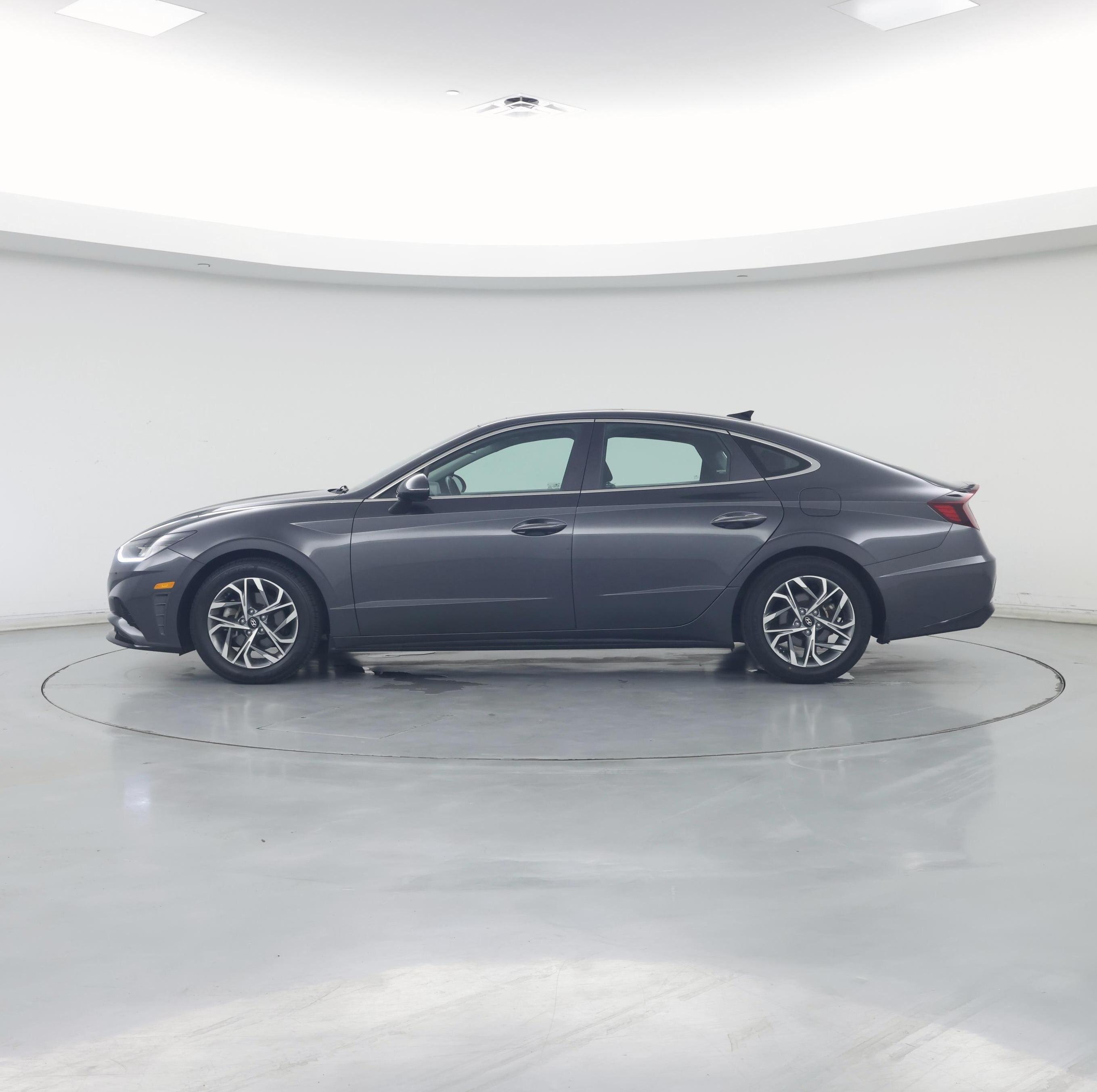 Thumbnail: 2022 Hyundai Sonata - 3