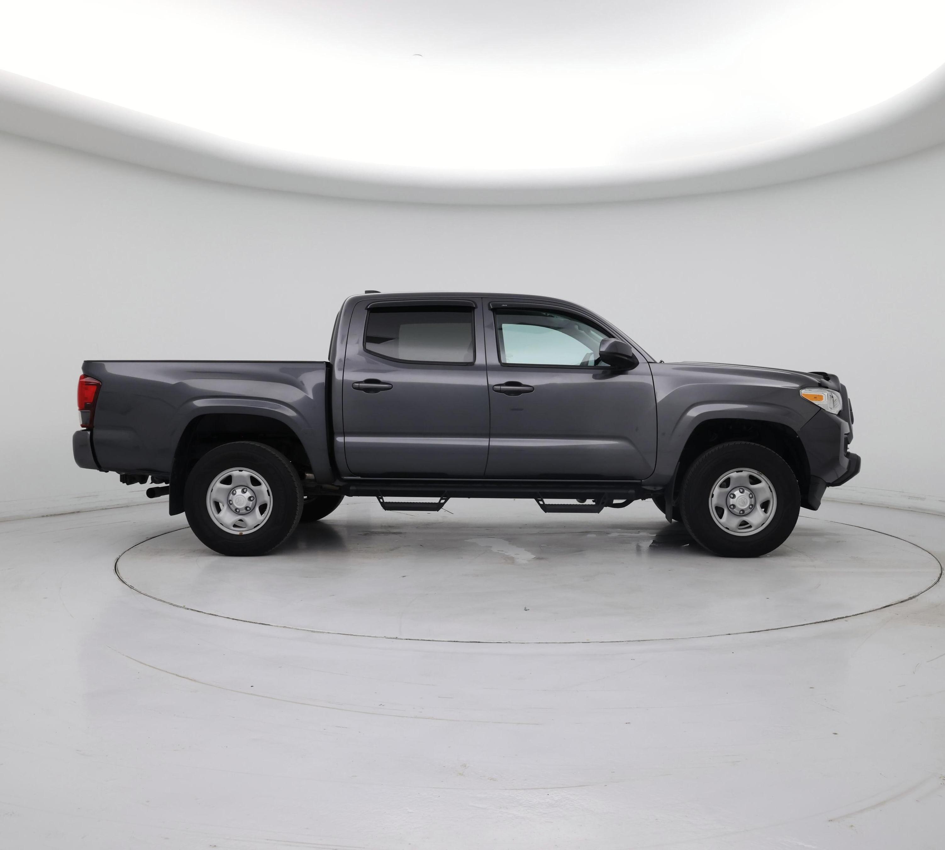 Thumbnail: 2020 Toyota Tacoma - 7