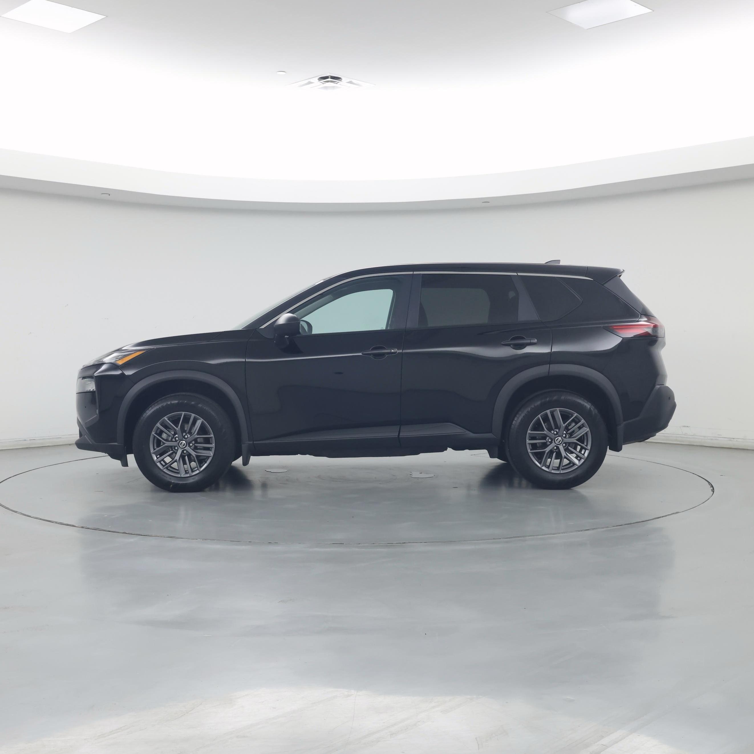 Thumbnail: 2021 Nissan Rogue - 3