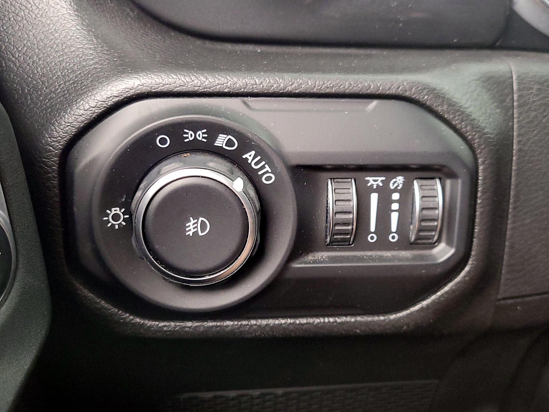 Thumbnail: 2021 Jeep Wrangler - 13