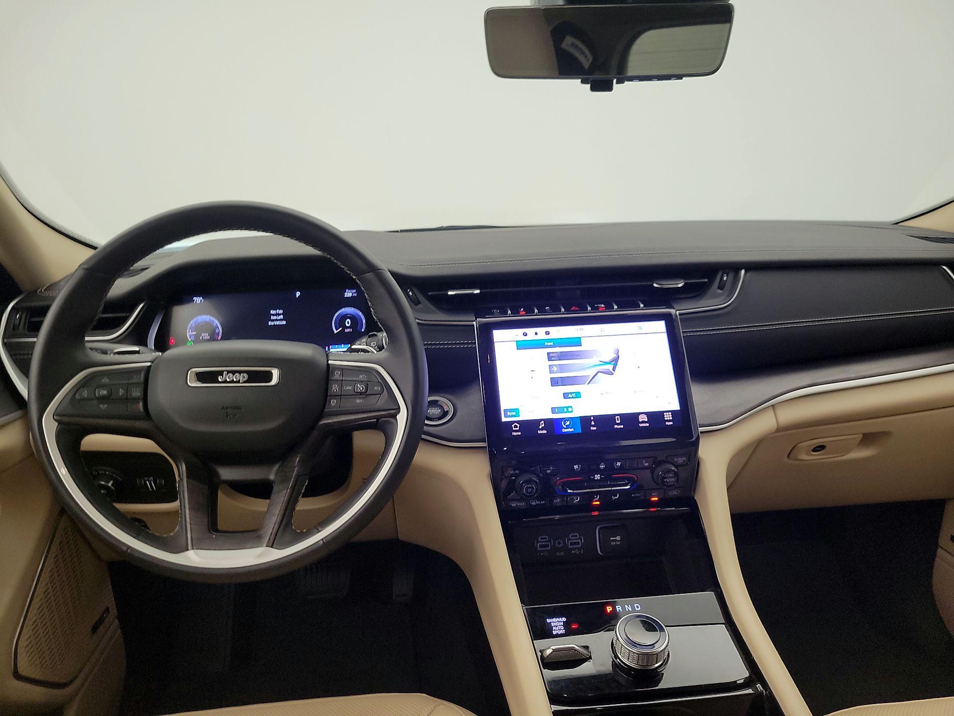 Thumbnail: 2022 Jeep Grand Cherokee L - 9