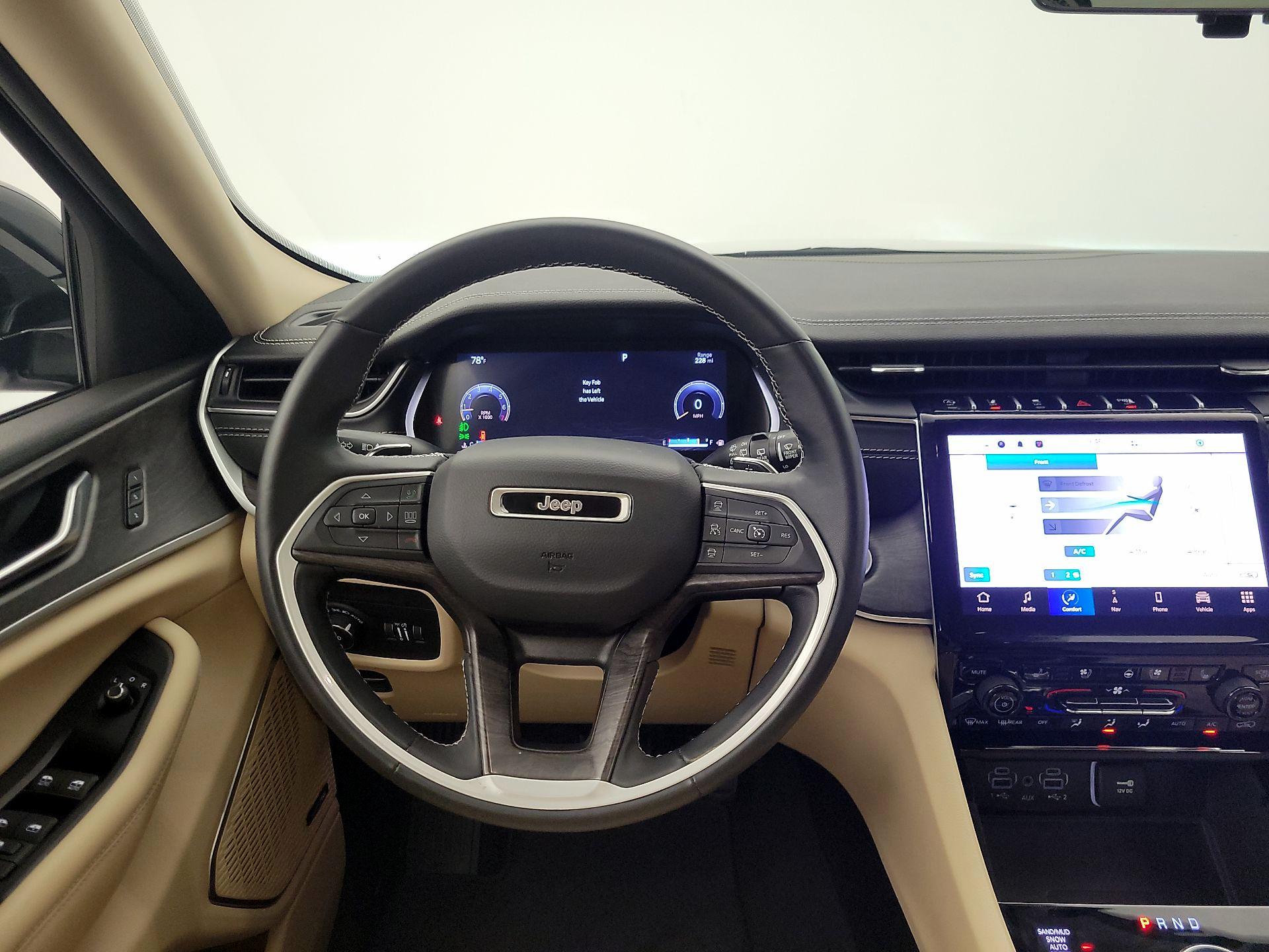 Thumbnail: 2022 Jeep Grand Cherokee L - 10