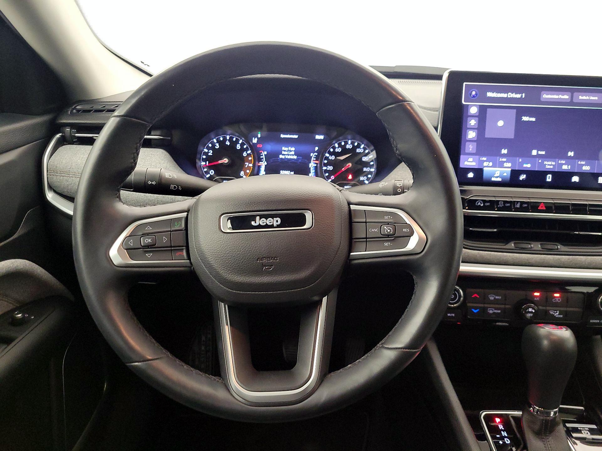 Thumbnail: 2022 Jeep Compass - 10