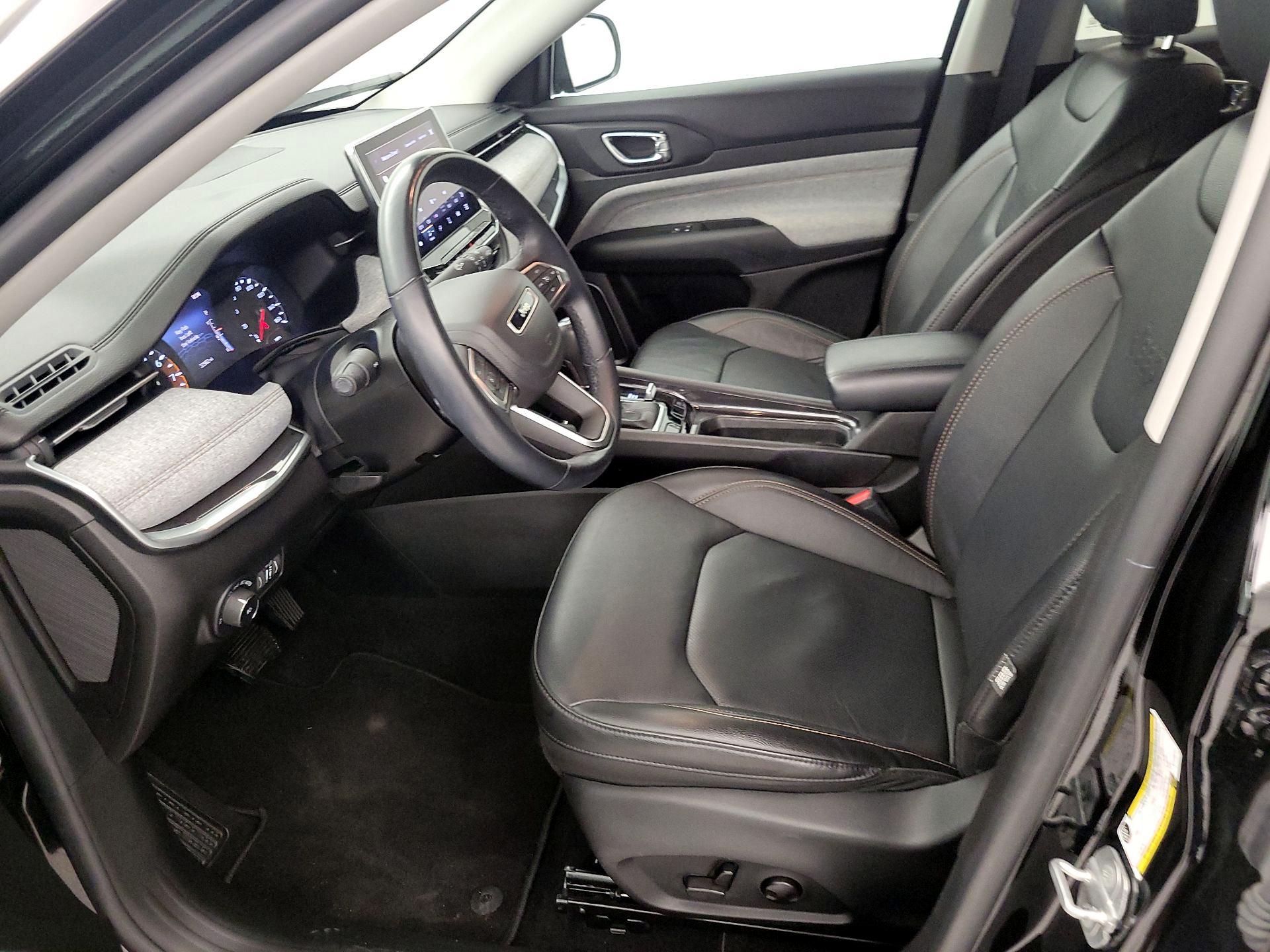 Thumbnail: 2022 Jeep Compass - 11