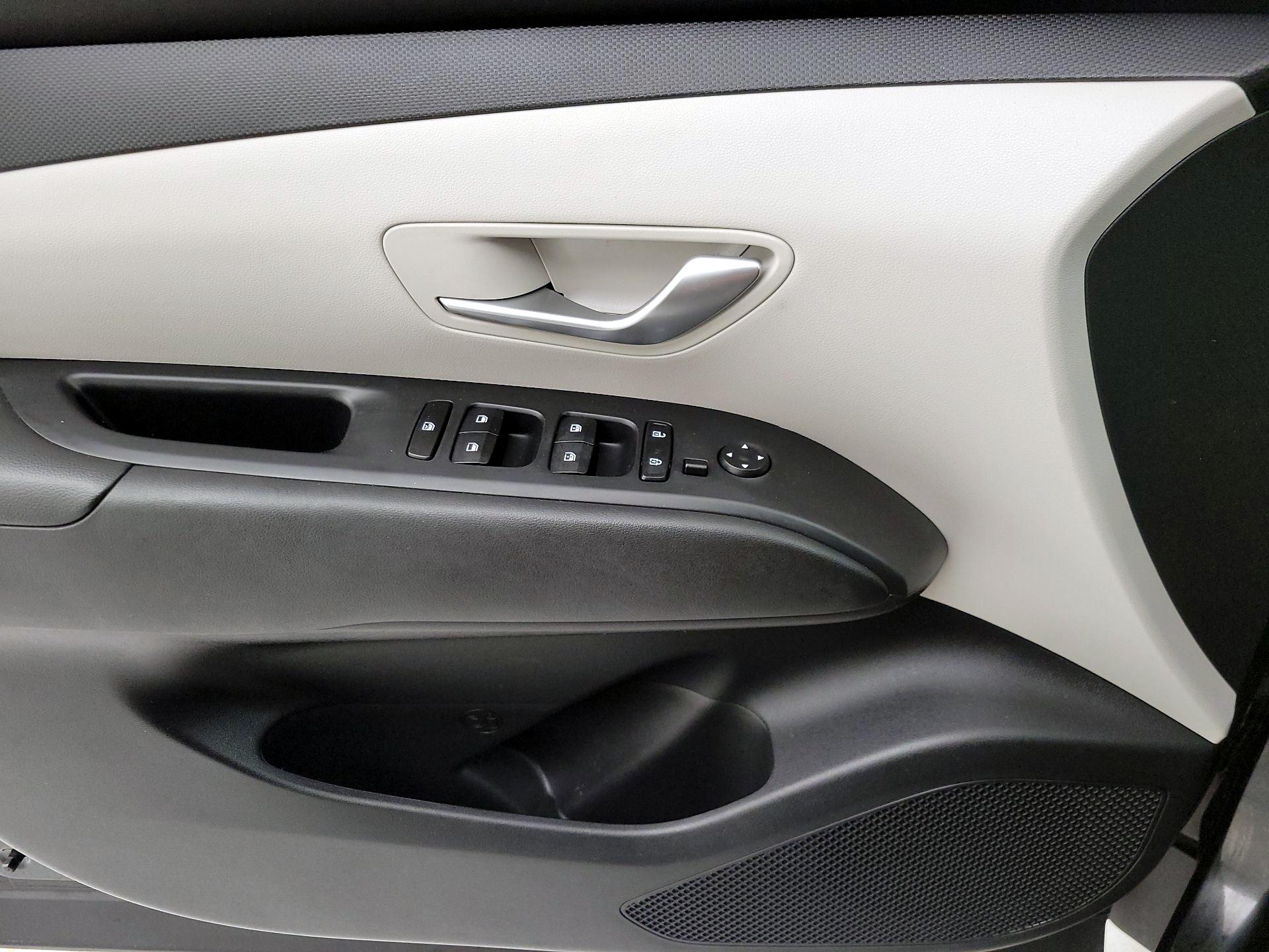 Thumbnail: 2023 Hyundai Tucson - 12