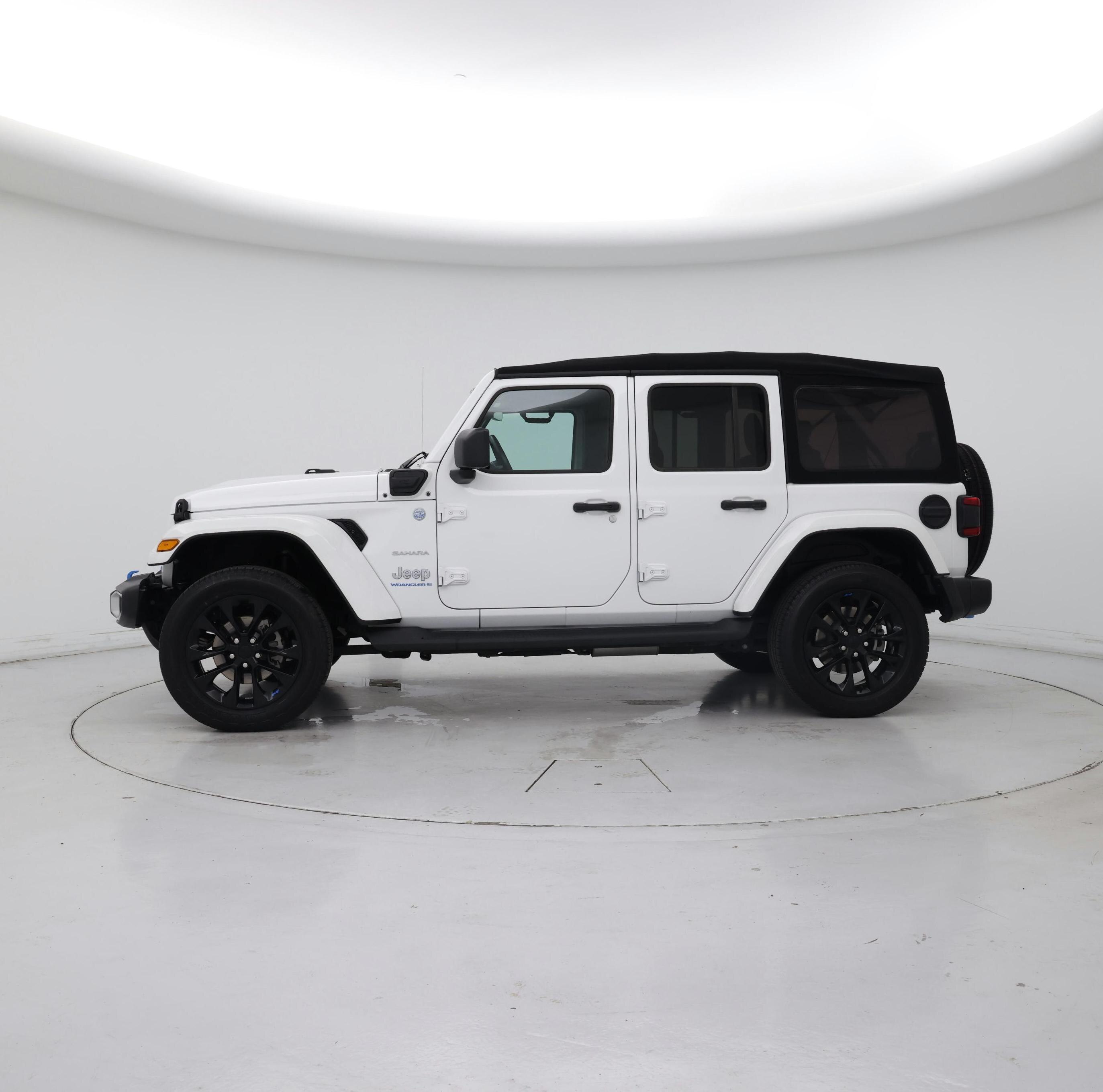 Thumbnail: 2023 Jeep Wrangler - 3