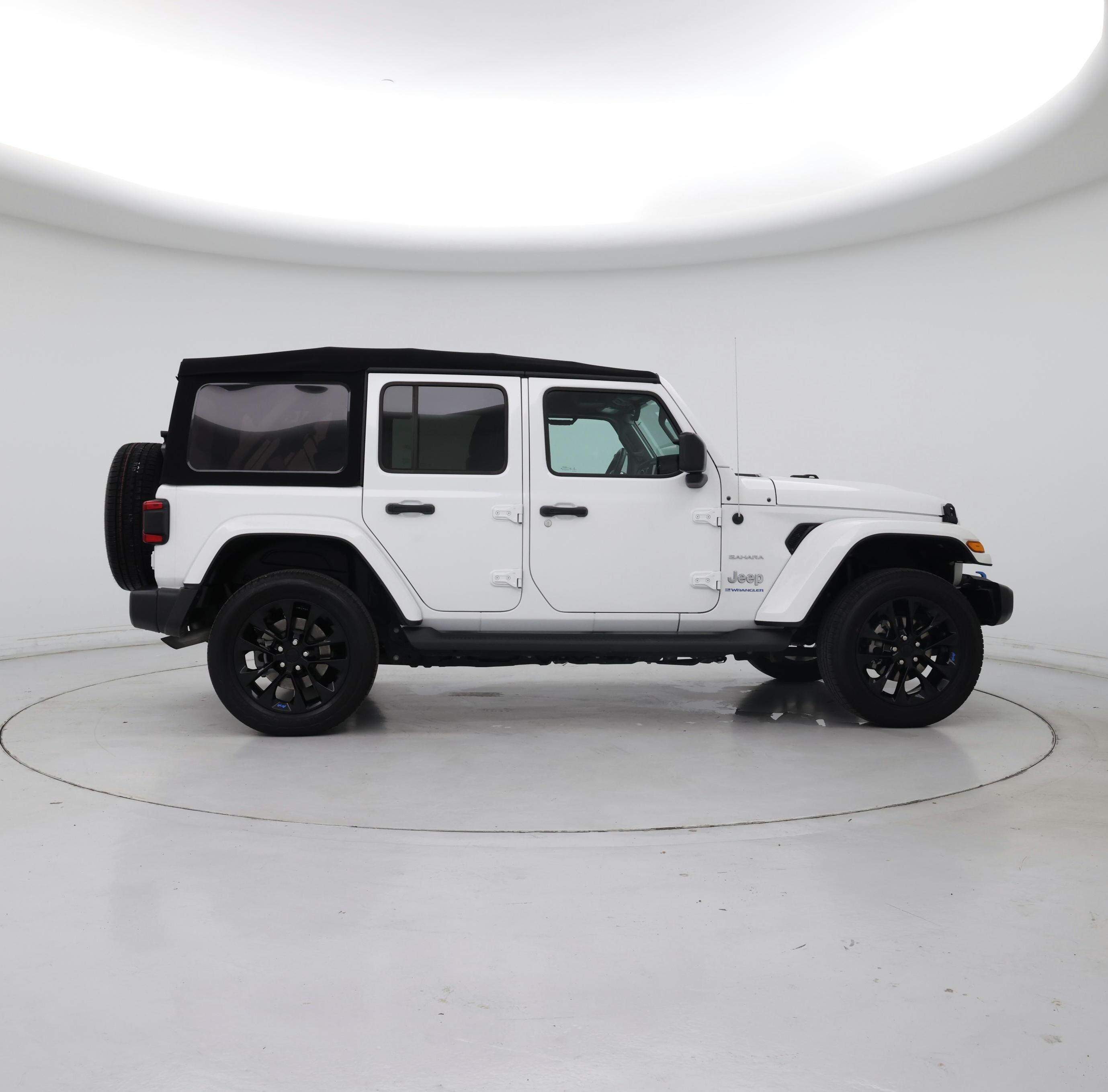 Thumbnail: 2023 Jeep Wrangler - 7