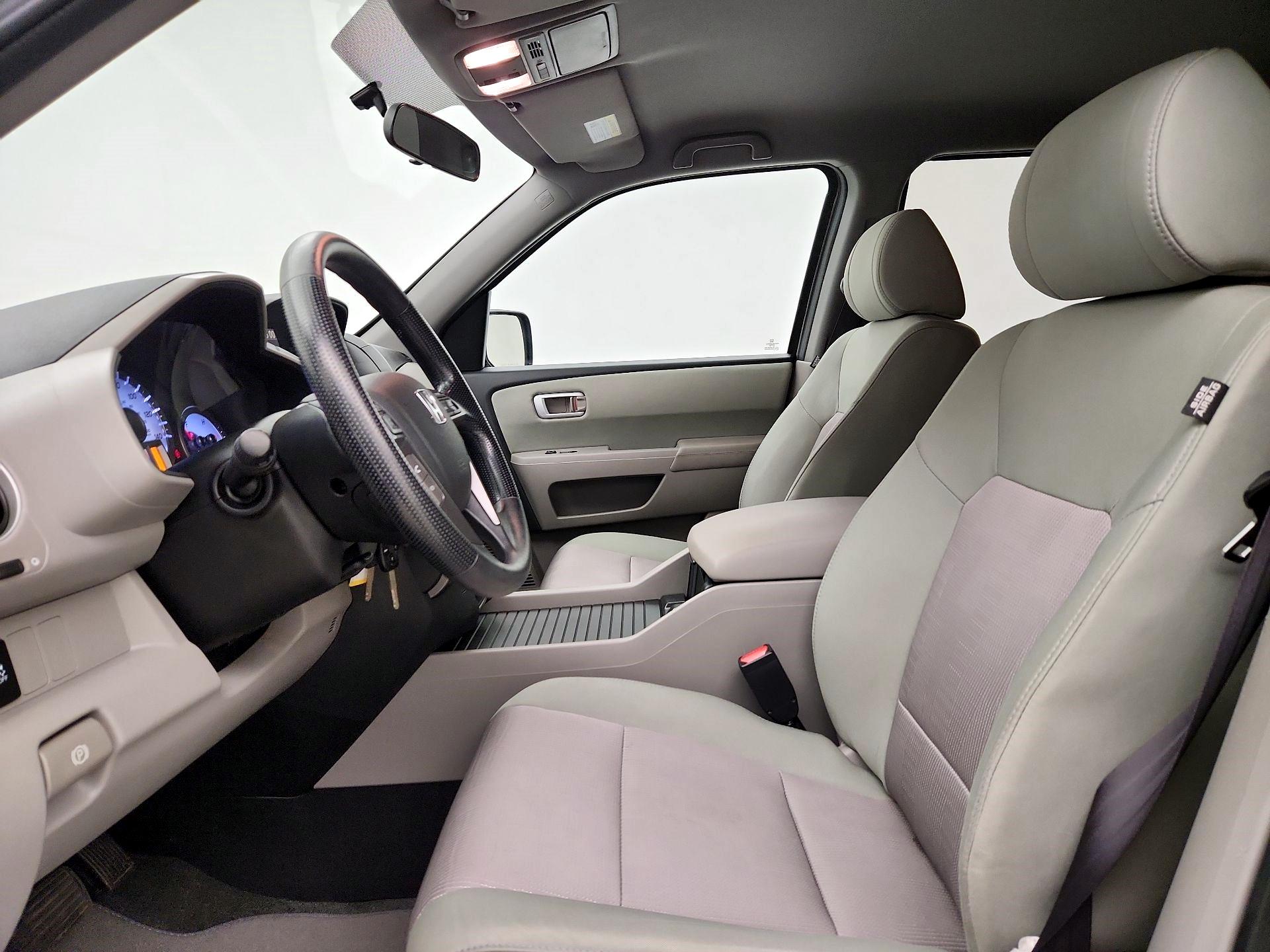 Thumbnail: 2015 Honda Pilot - 11