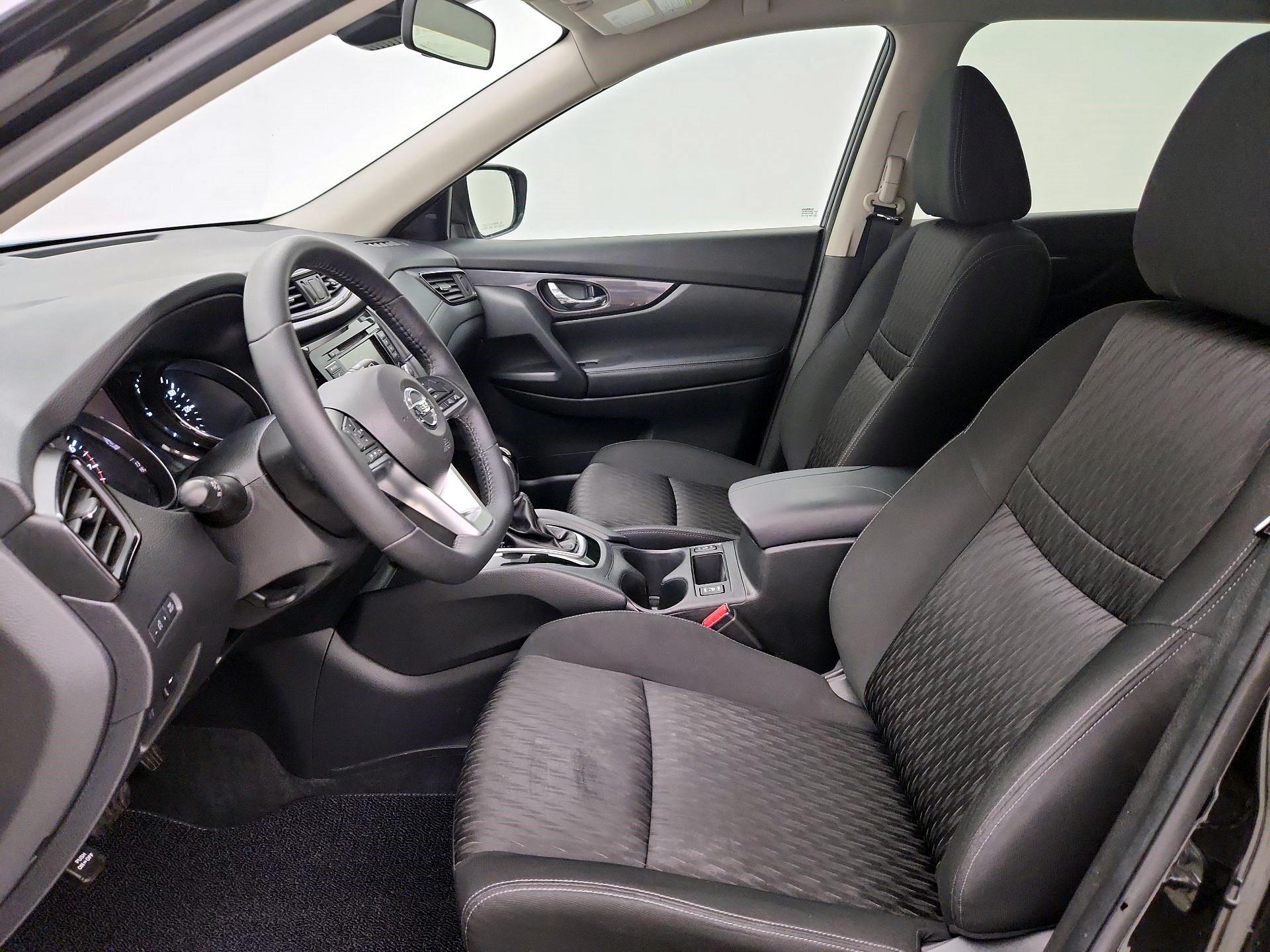 Thumbnail: 2020 Nissan Rogue - 11