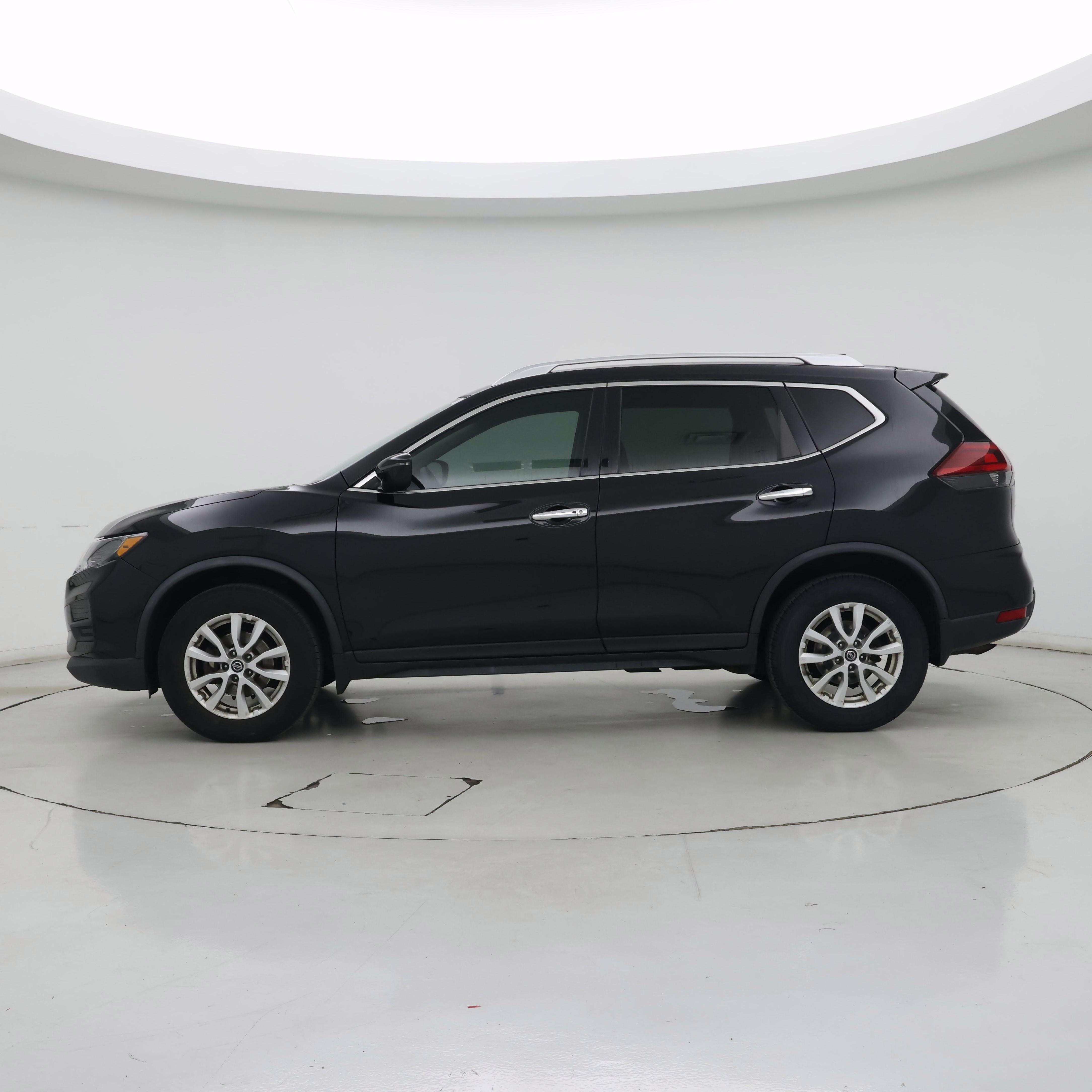 Thumbnail: 2020 Nissan Rogue - 3