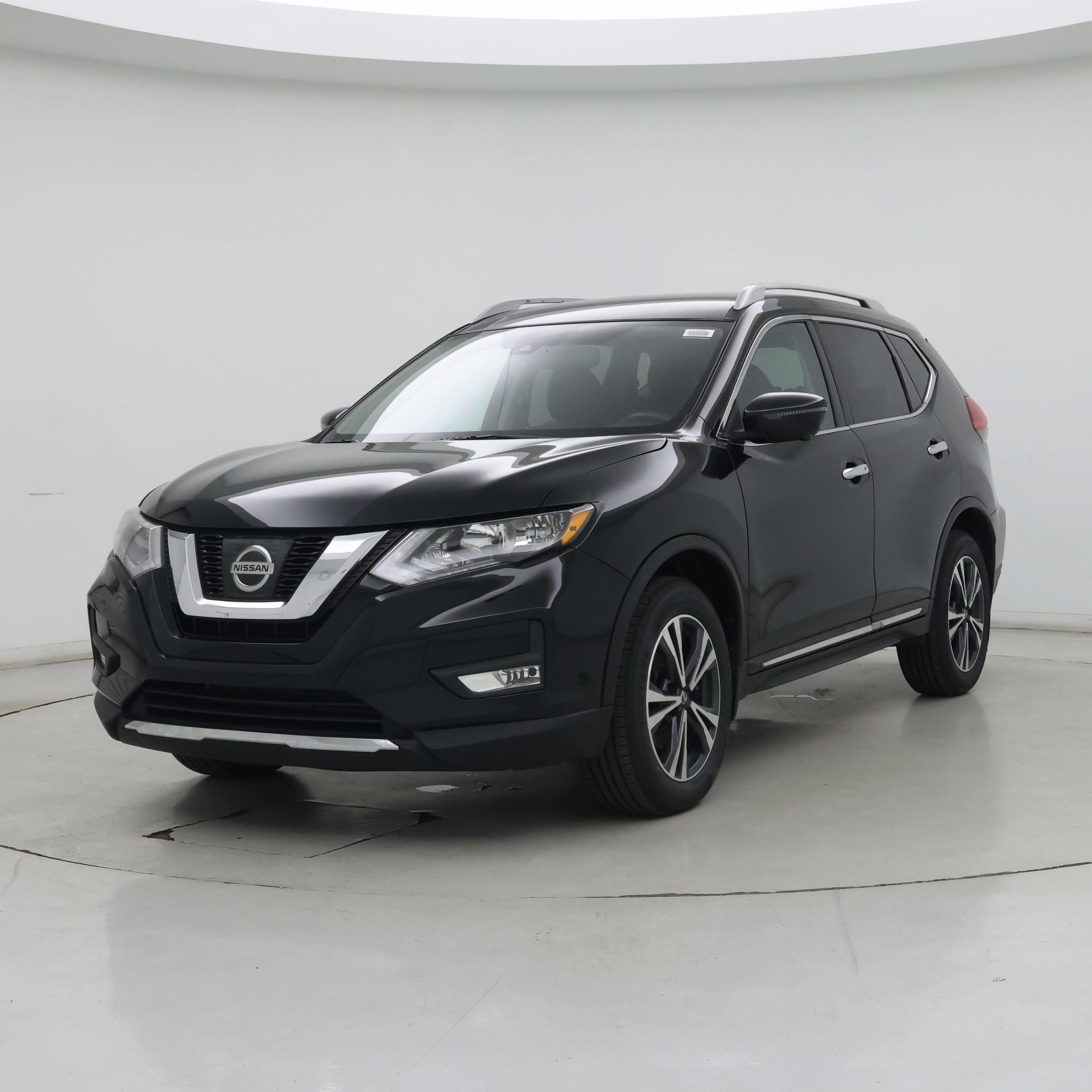 Thumbnail: 2017 Nissan Rogue - 4